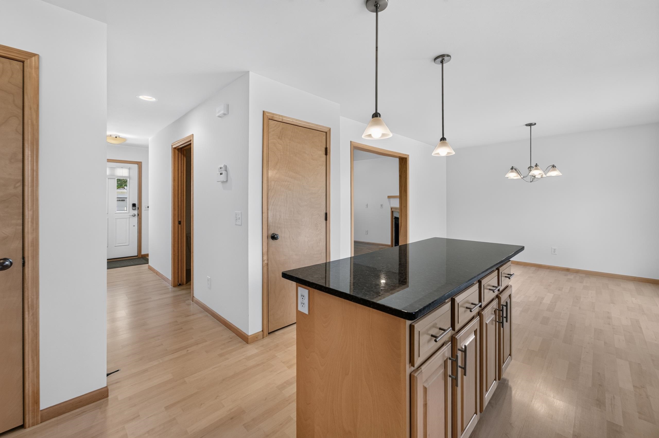7722 Crawling Stone Road