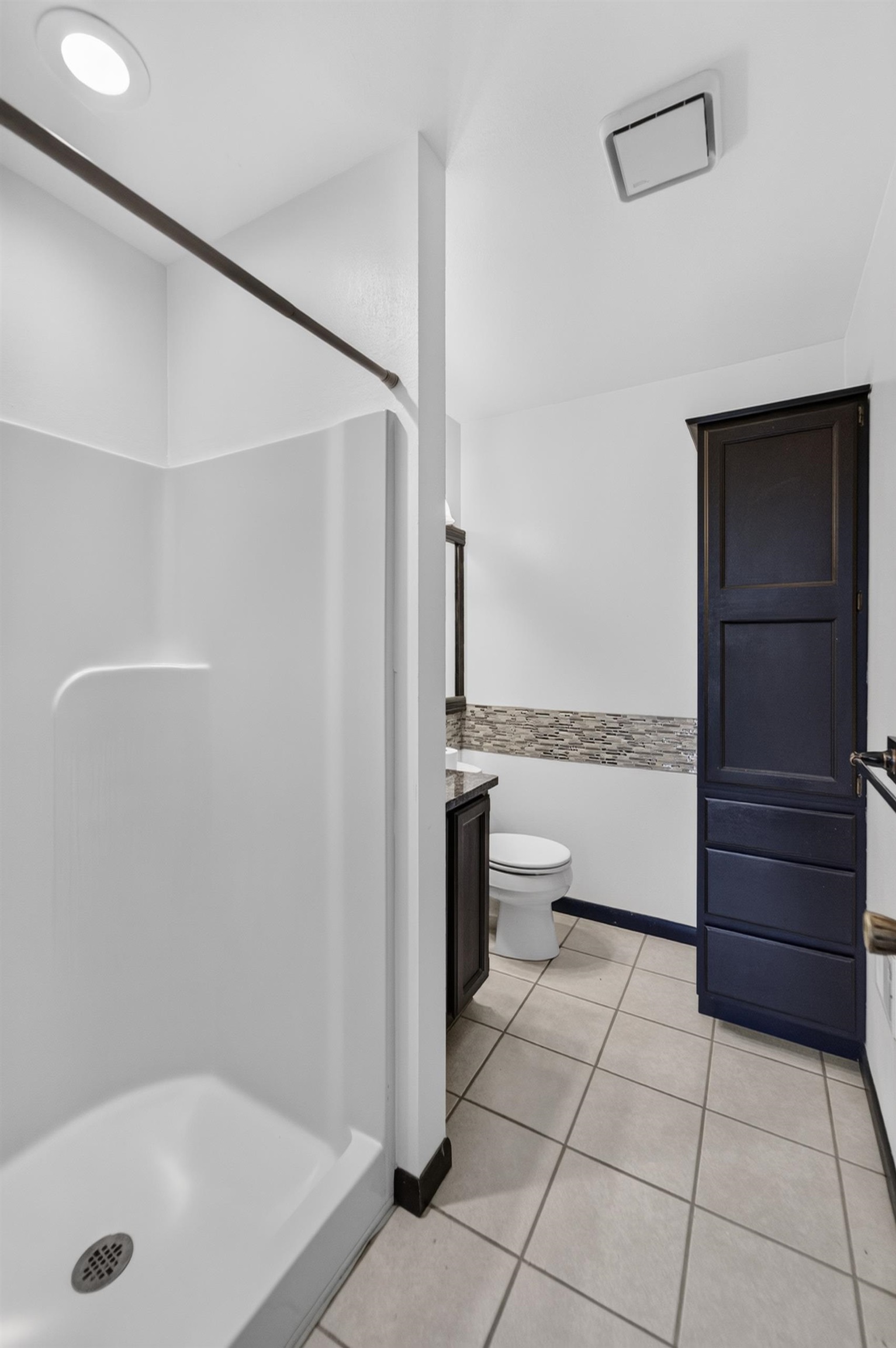 323 Santa Fe Trail