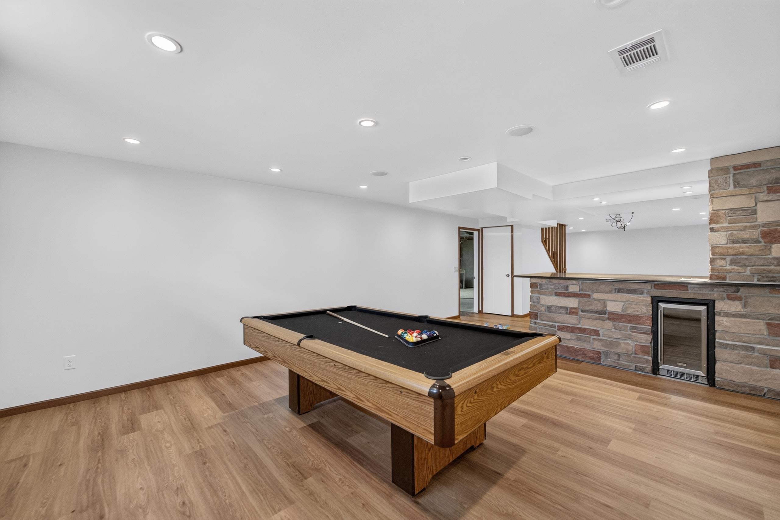 323 Santa Fe Trail