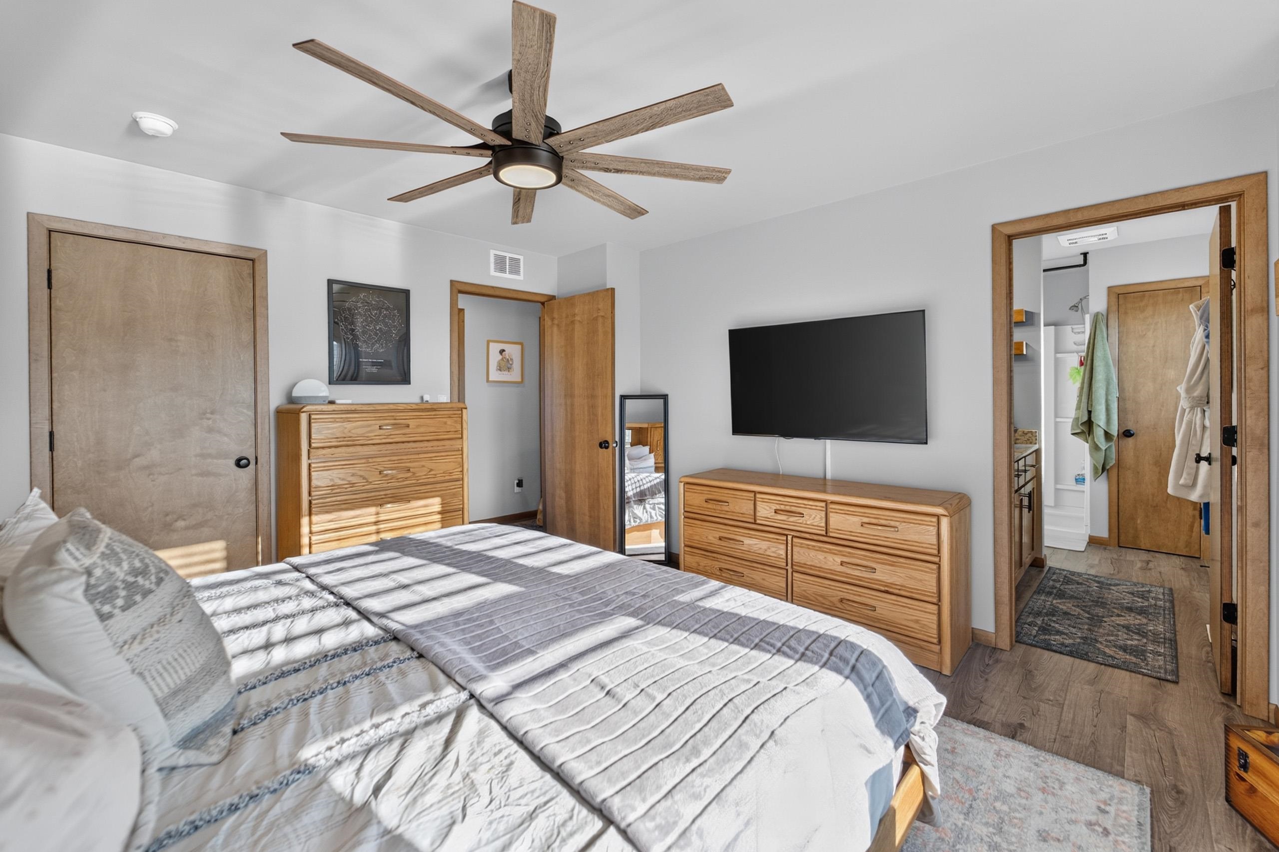 1819 Morning Mist Way