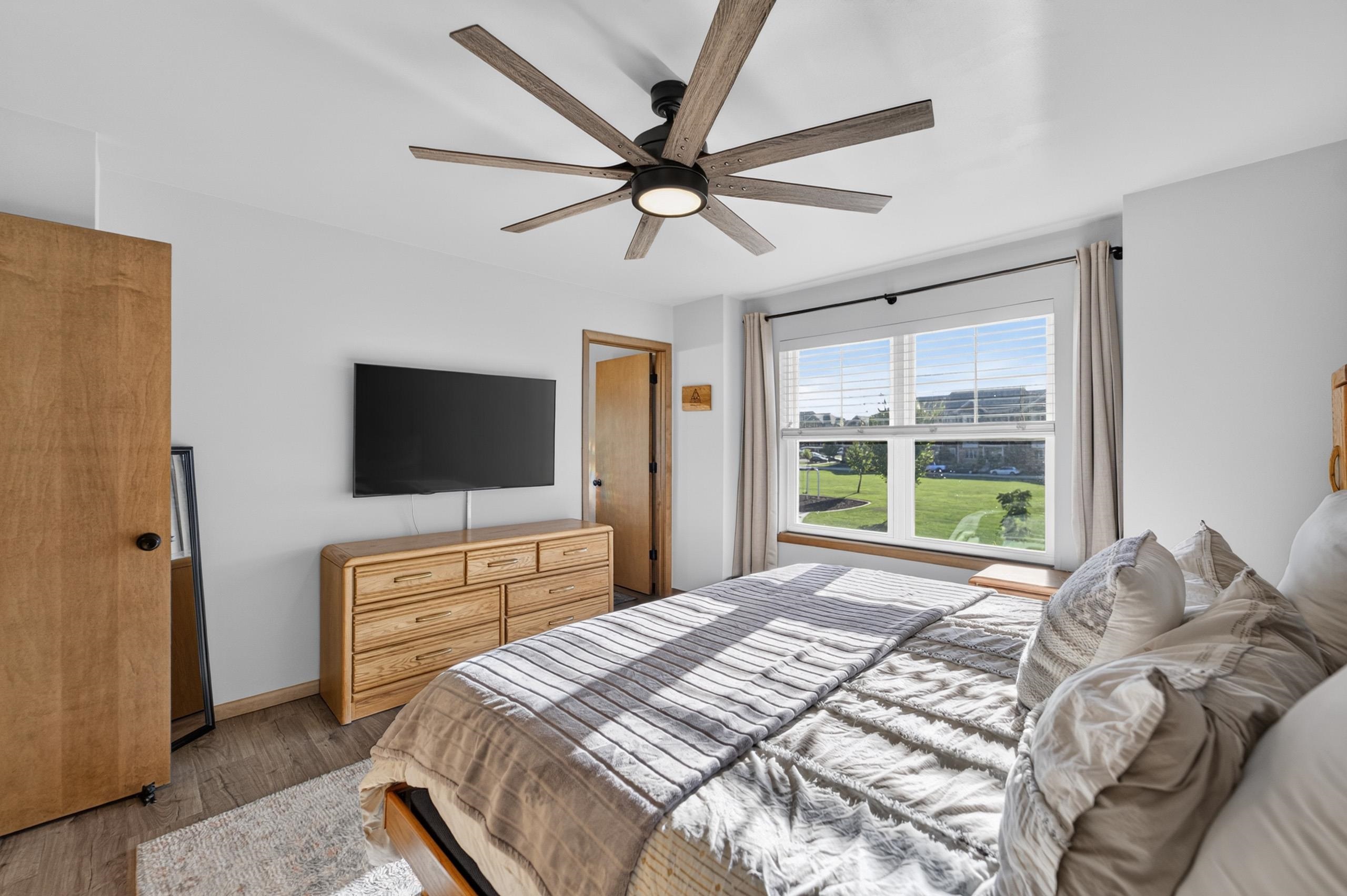 1819 Morning Mist Way