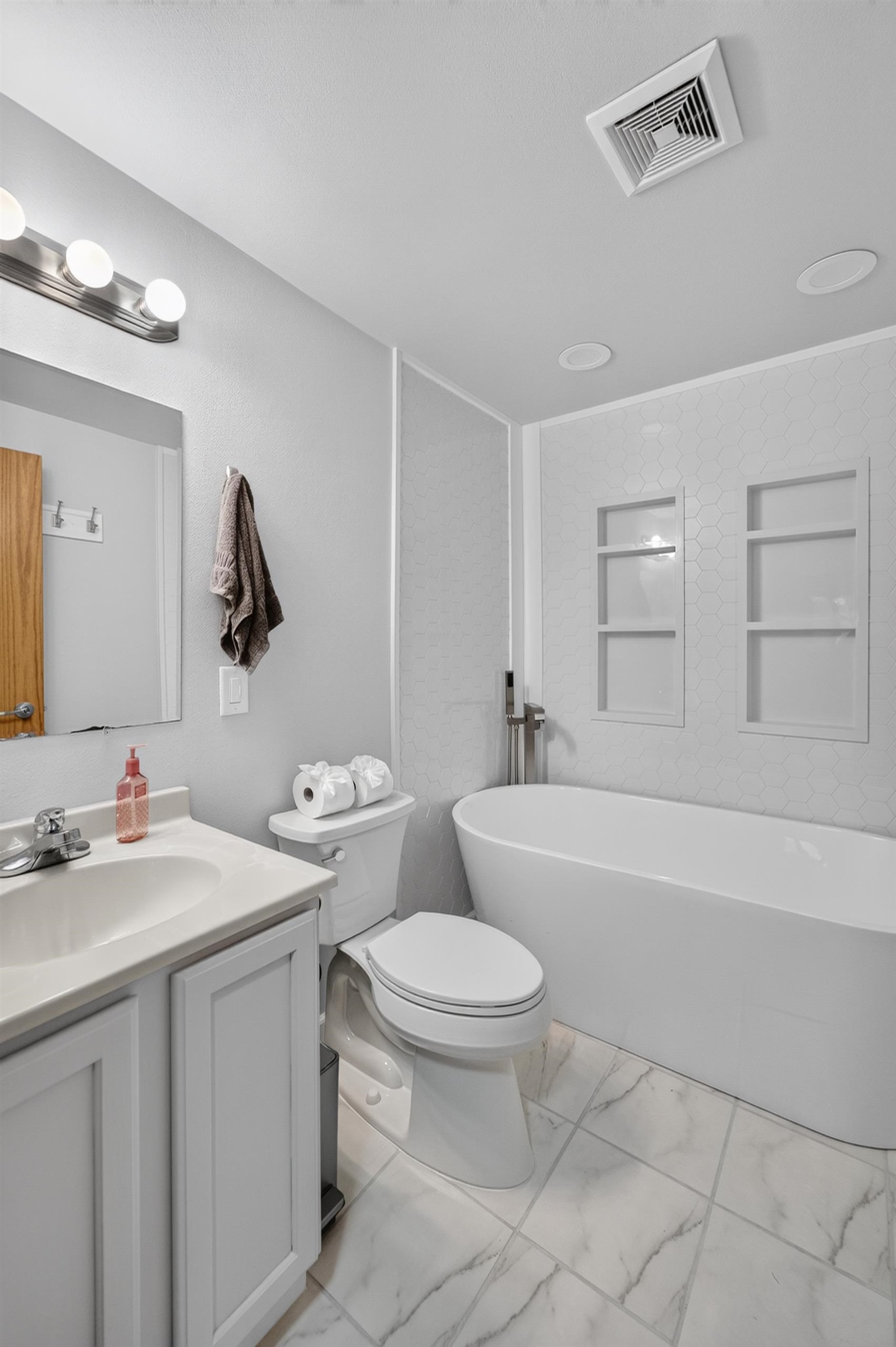 4713 Dream Lane