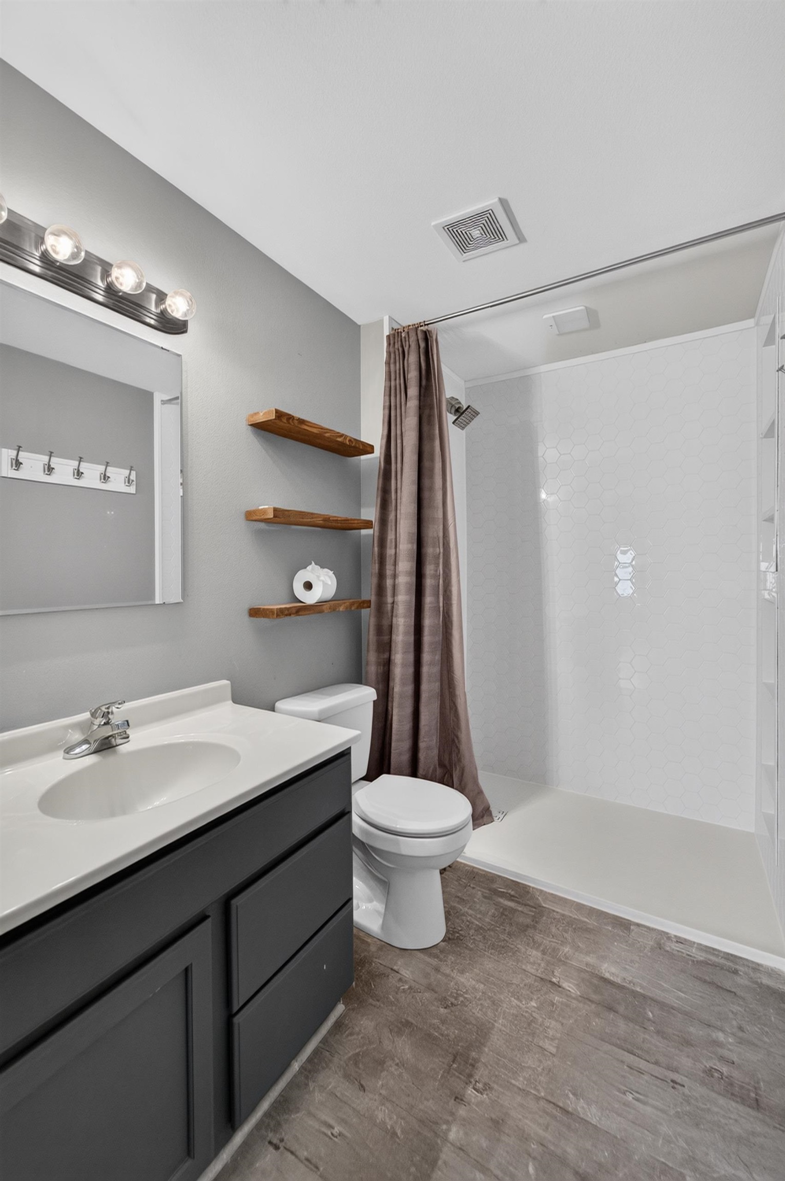 4713 Dream Lane