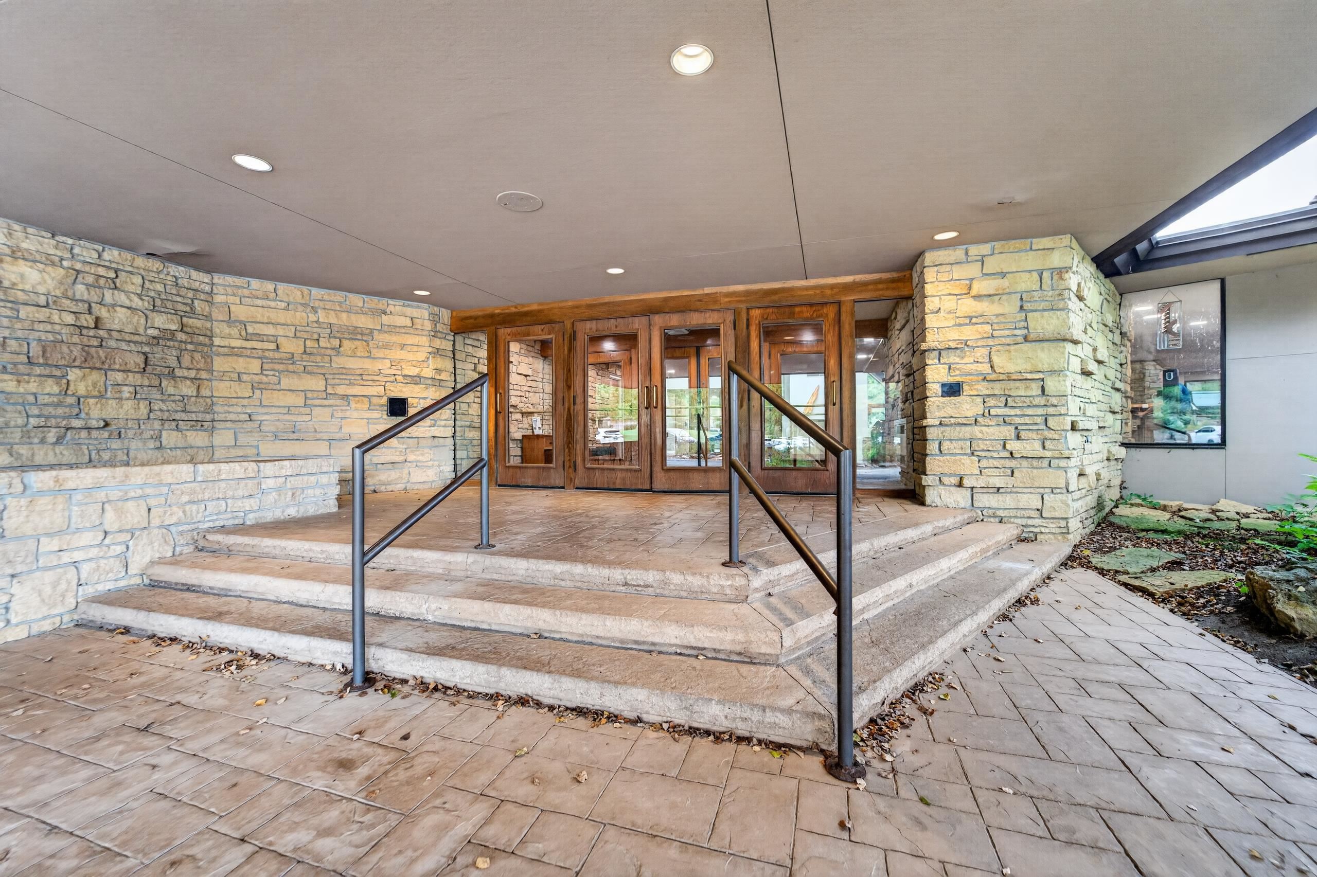 111 Aspen Glen Drive