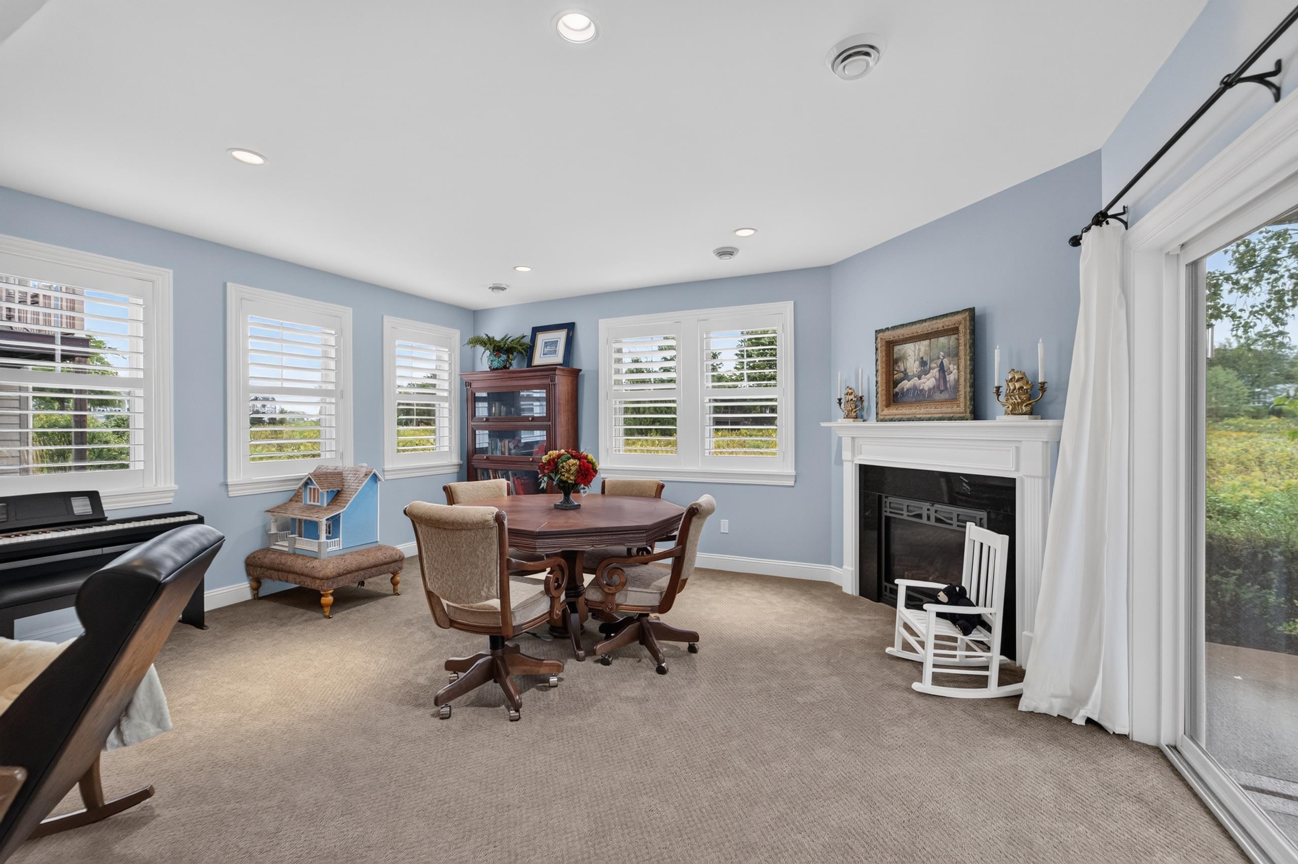 7237 Lily Lane Unit: 3