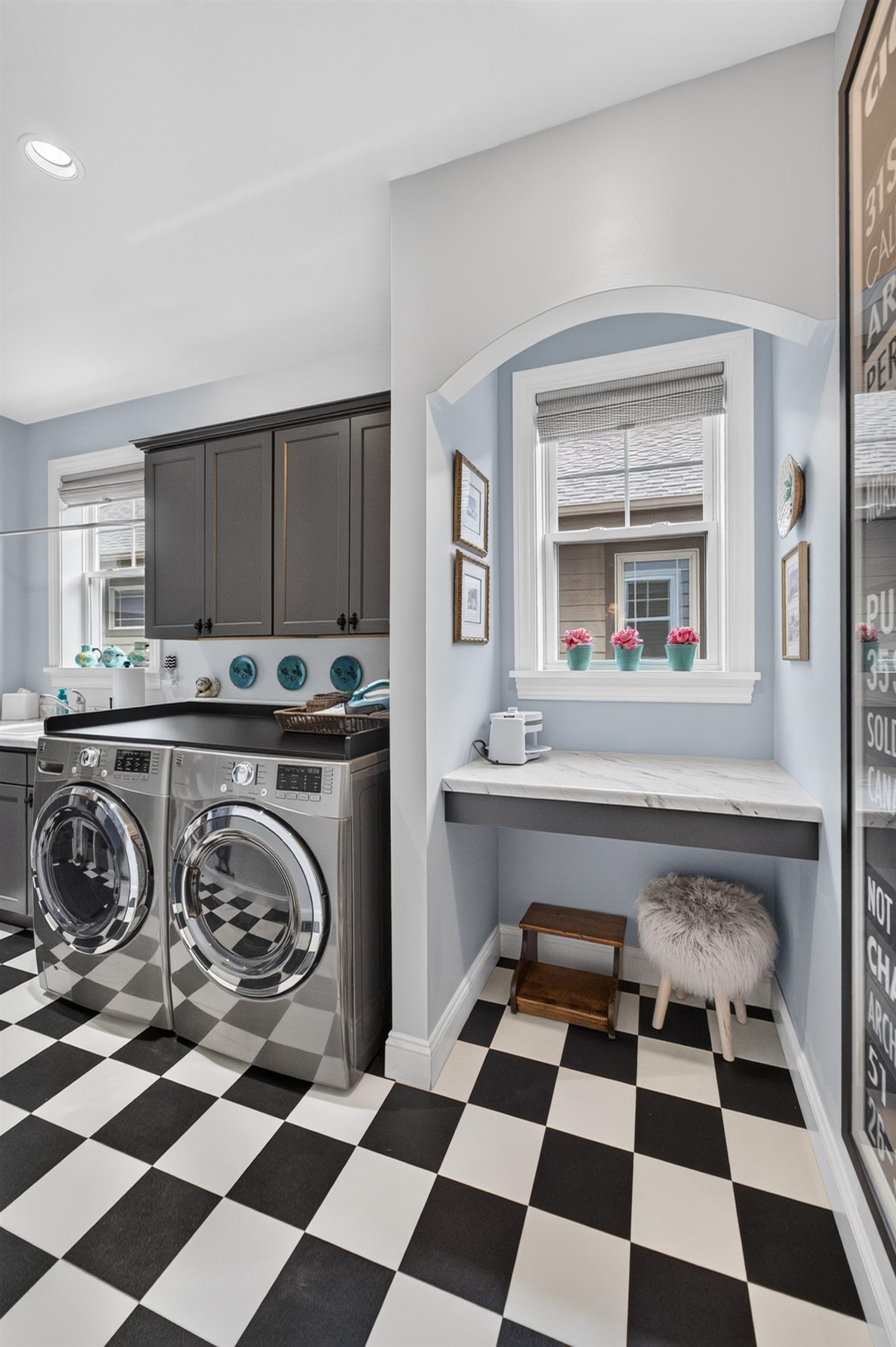 7237 Lily Lane Unit: 3