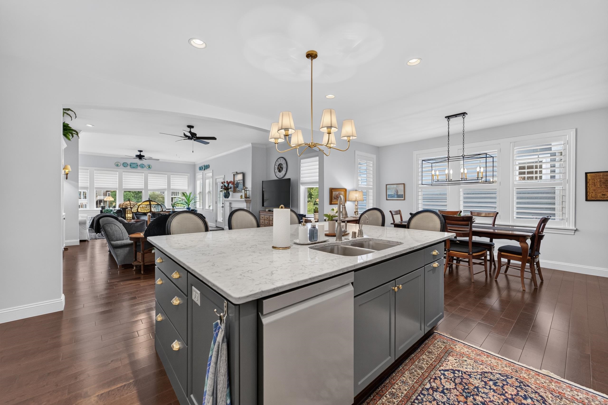 7237 Lily Lane Unit: 3