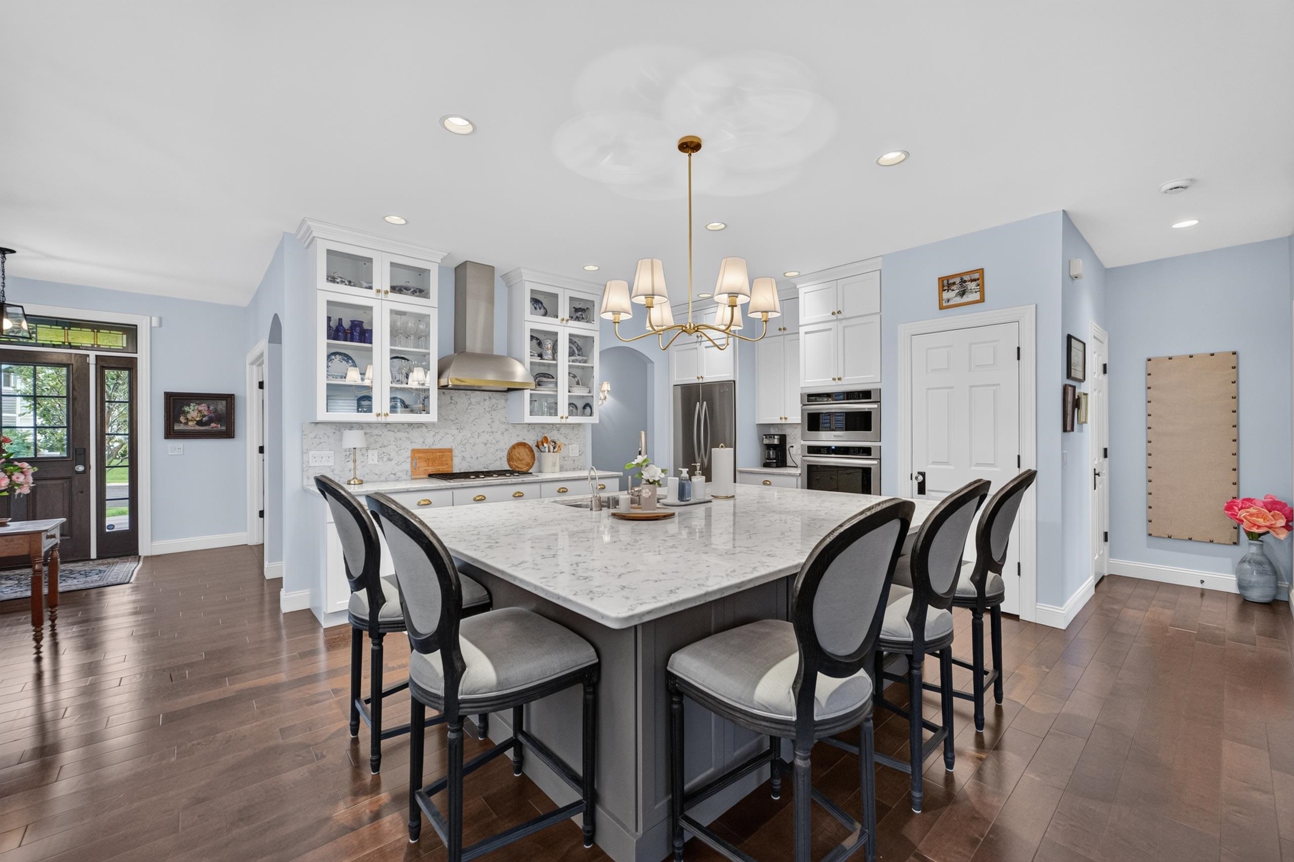 7237 Lily Lane Unit: 3