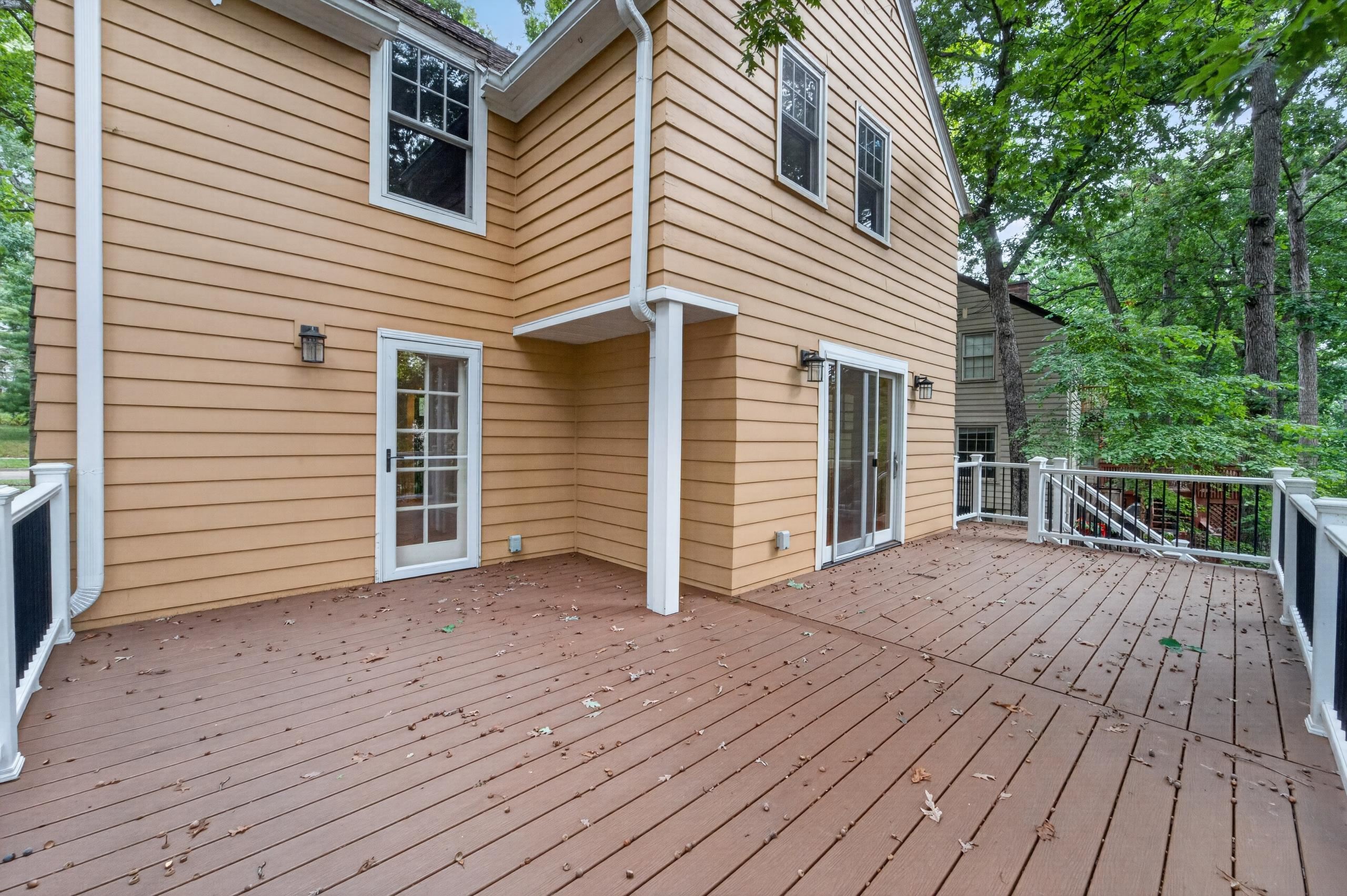 4145 Hiawatha Drive
