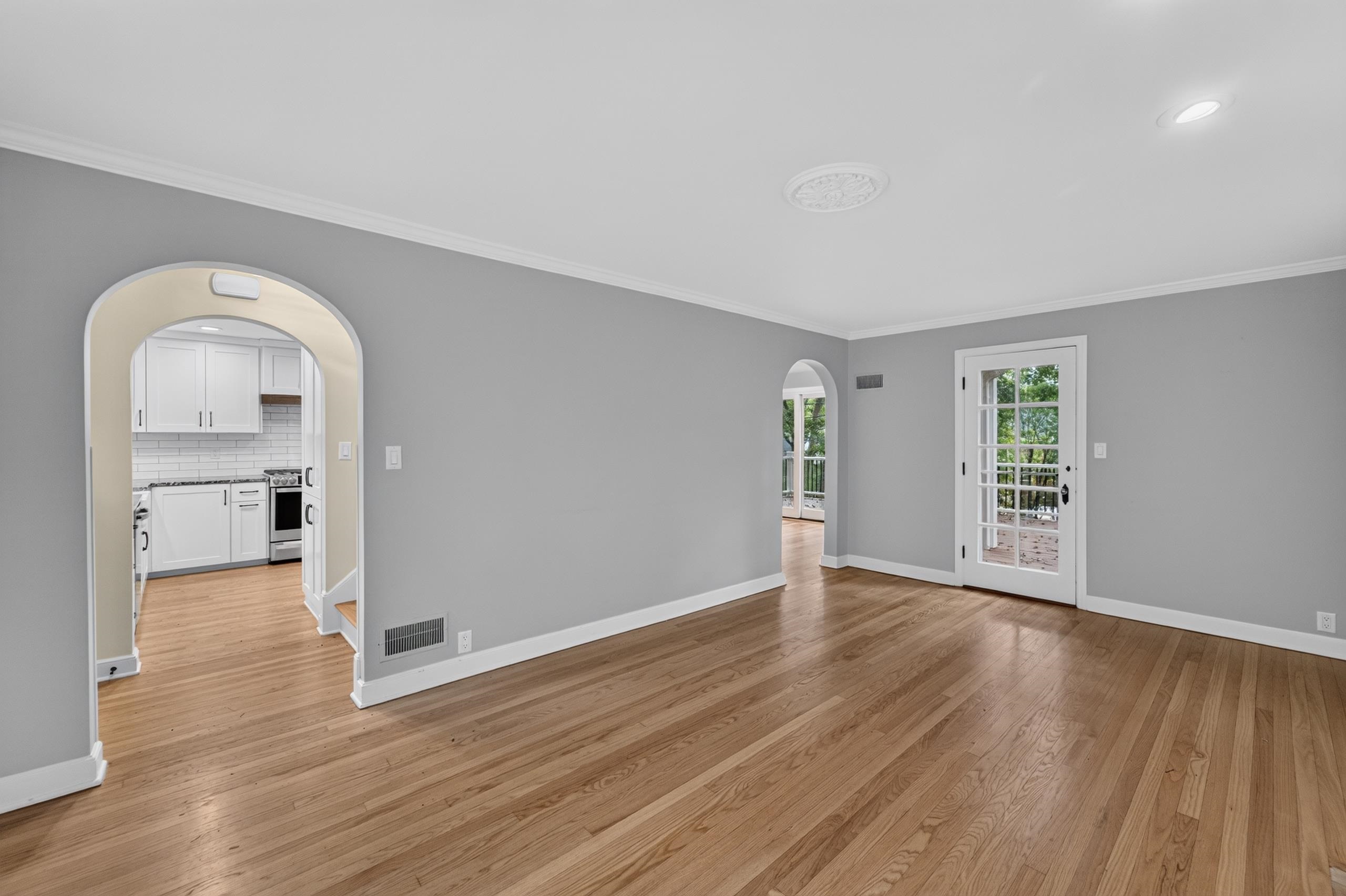 4145 Hiawatha Drive