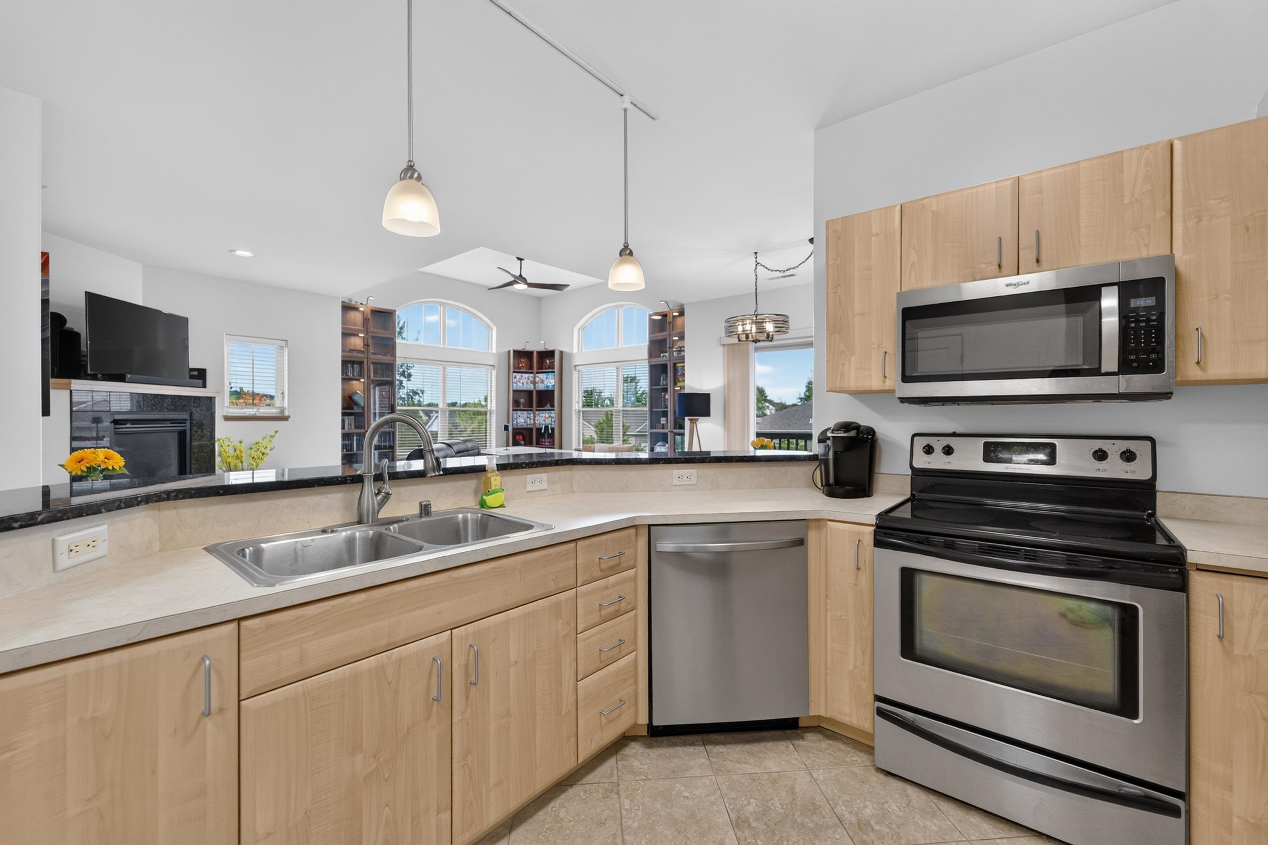 5196 Sassafras Drive Unit: 313