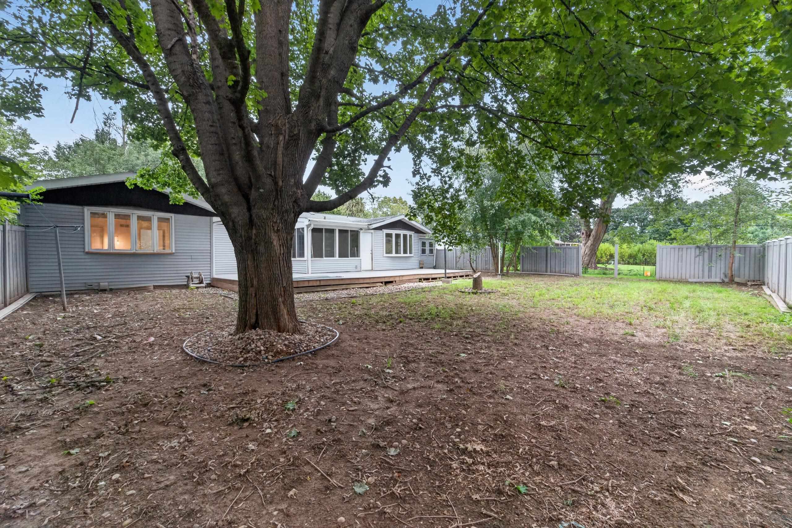 2122 Gilbert Road