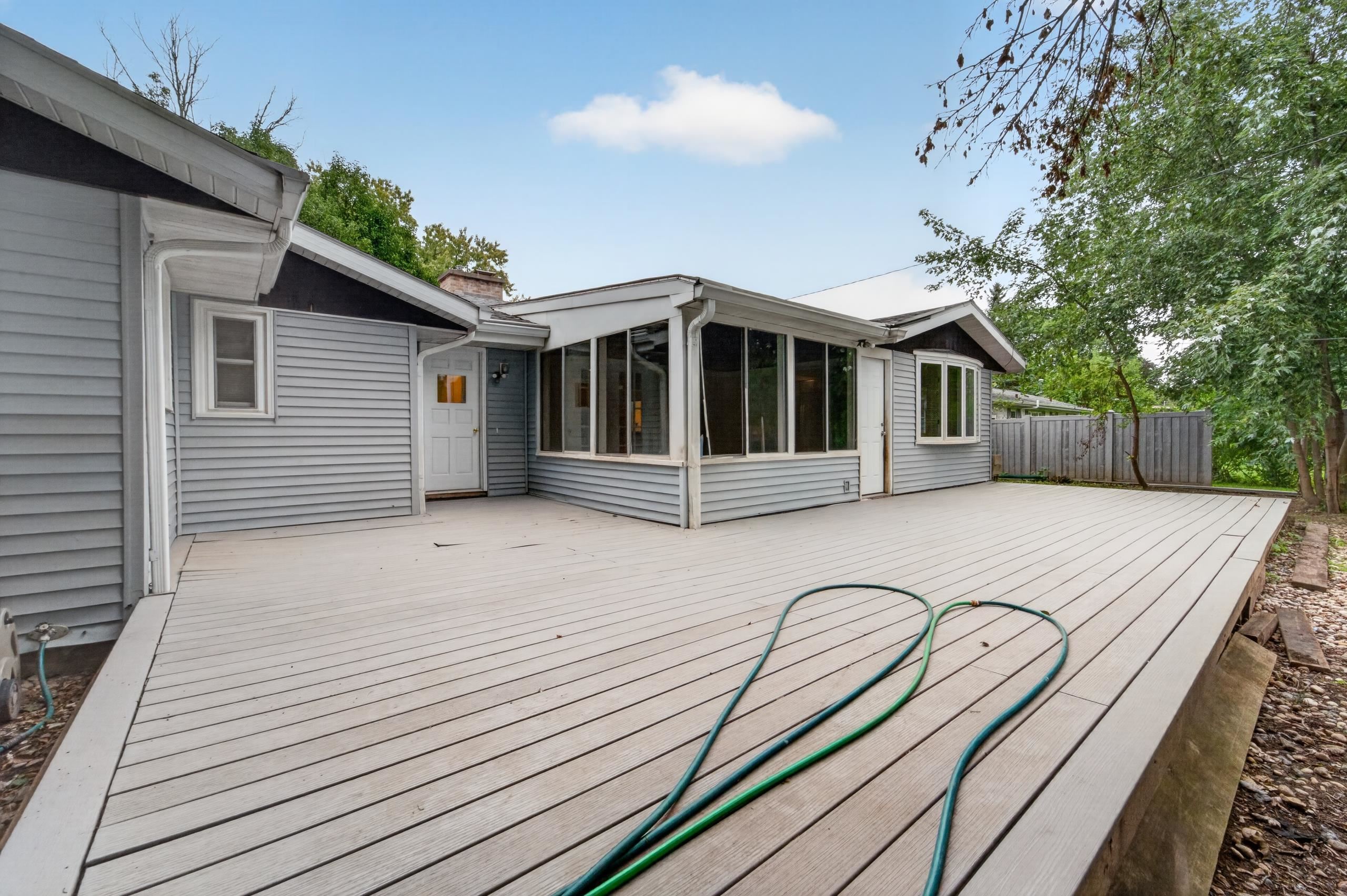 2122 Gilbert Road