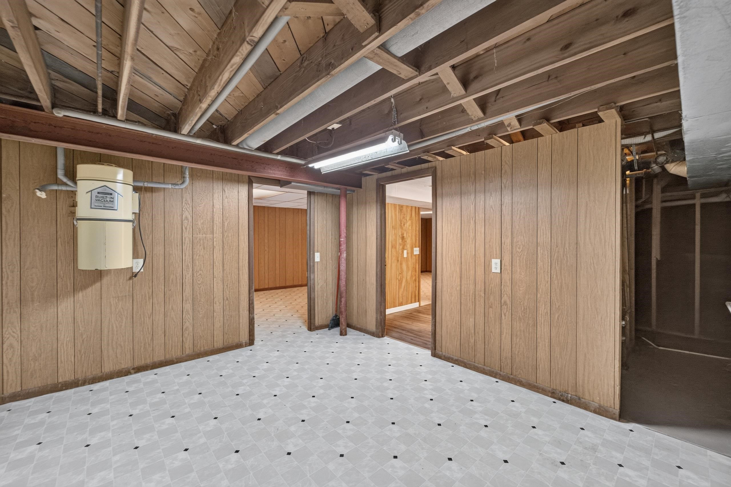 2122 Gilbert Road