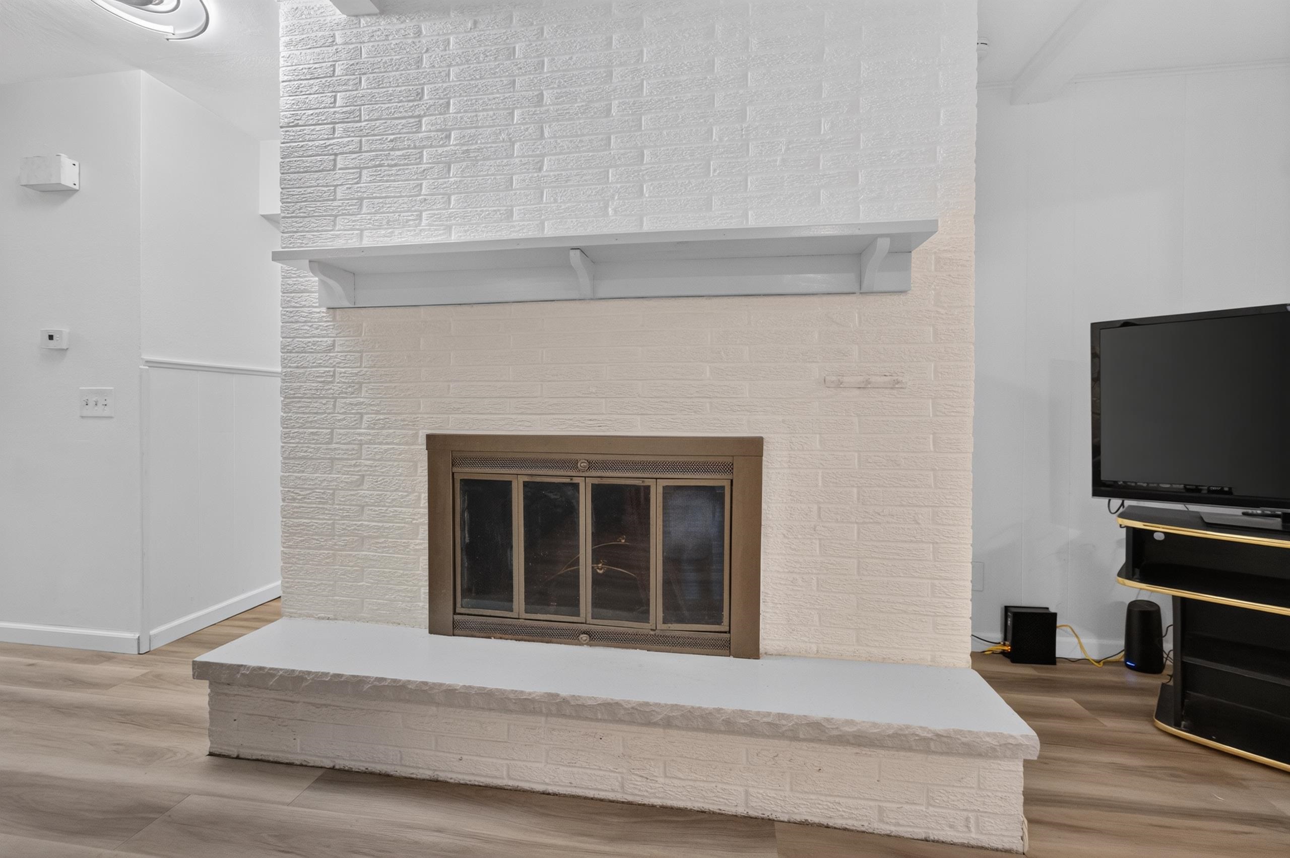 2122 Gilbert Road