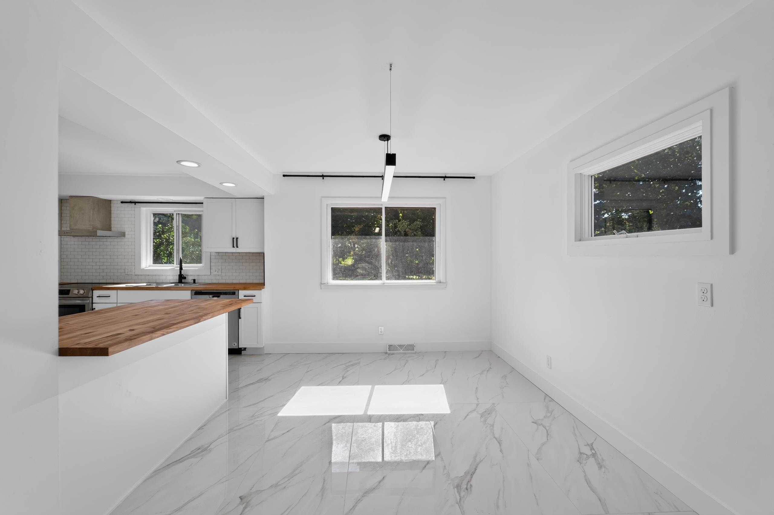 4713 Hermsmeier Lane