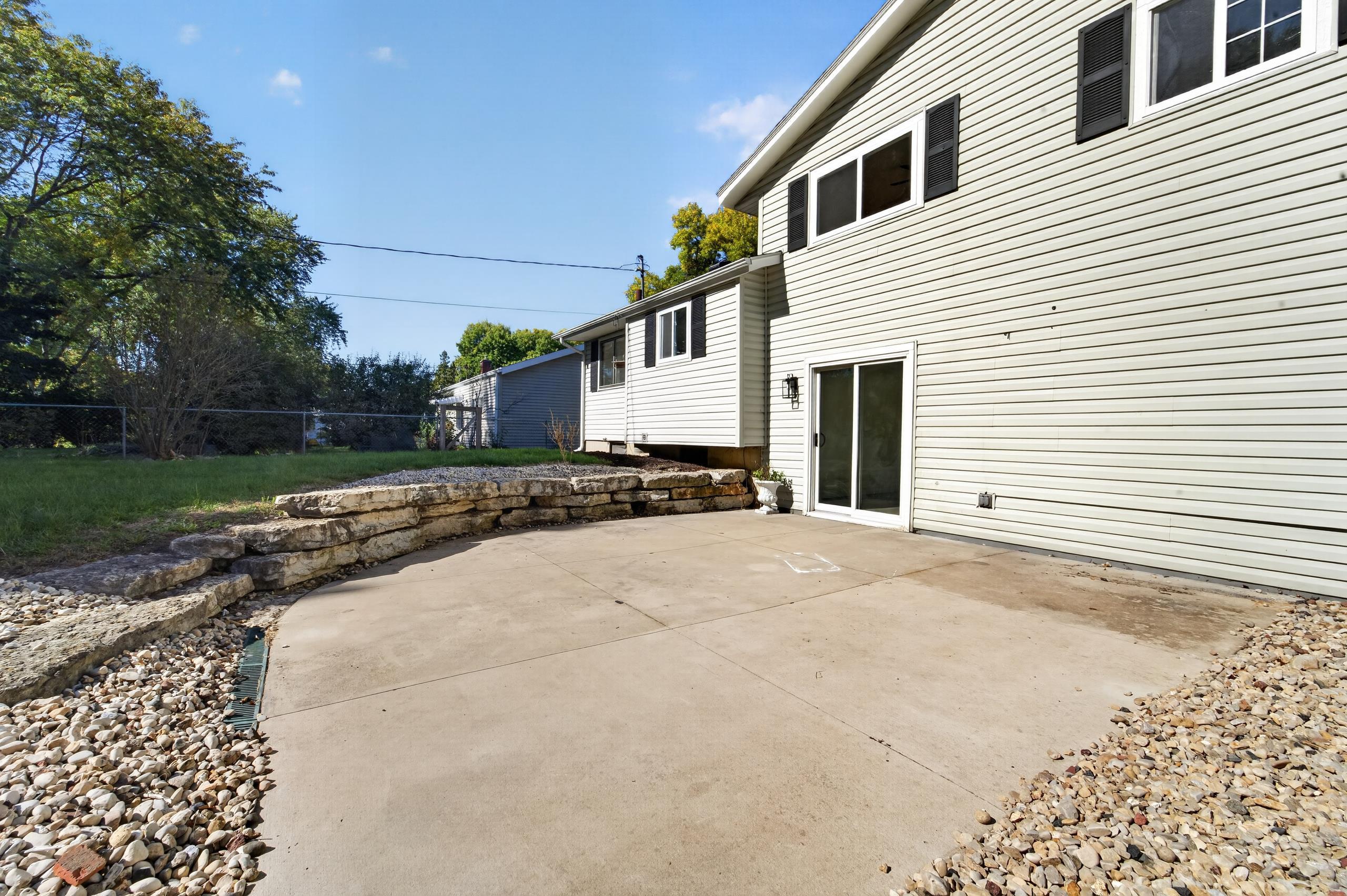 4713 Hermsmeier Lane
