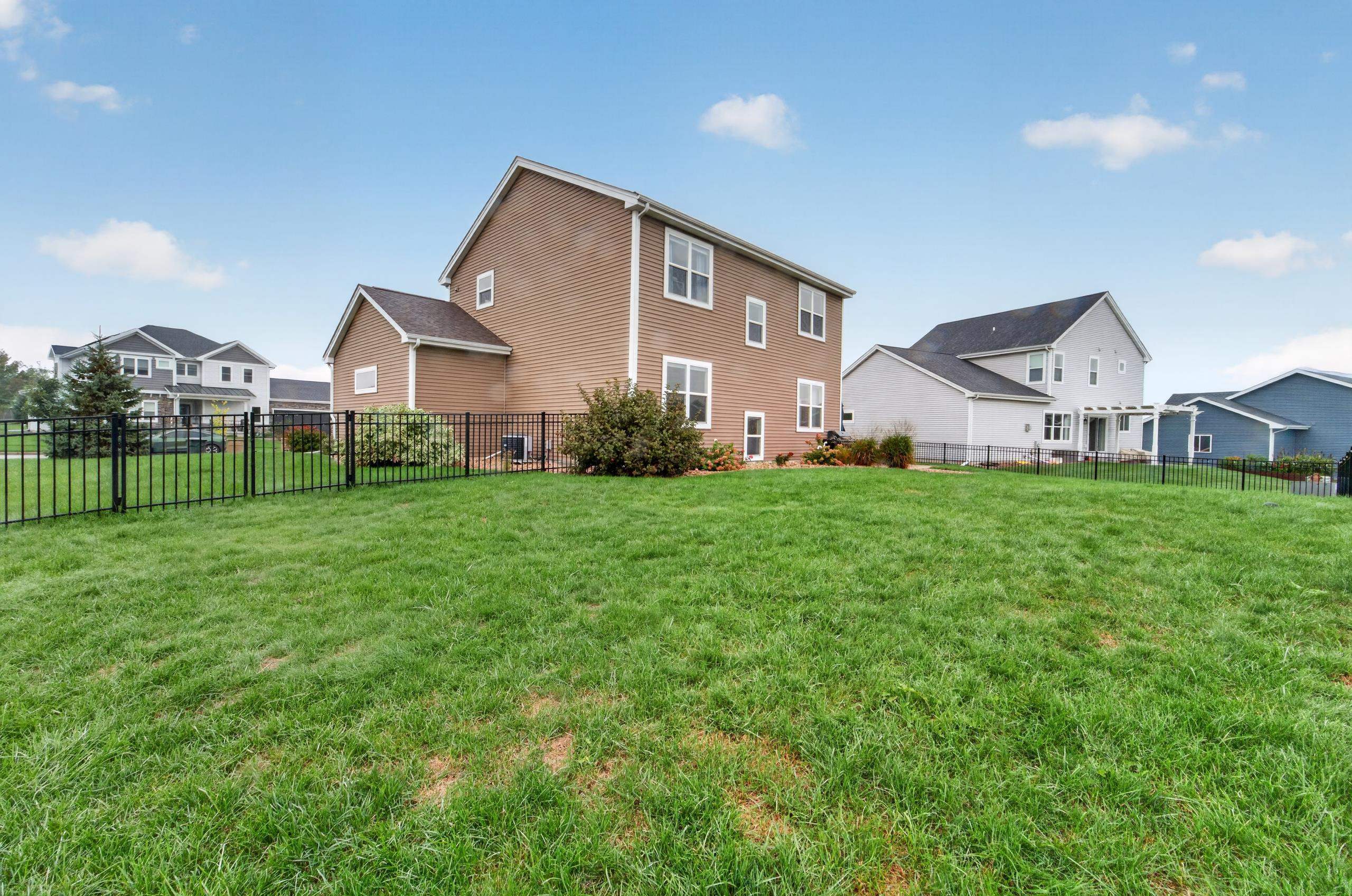 517 Dragon Willow Lane