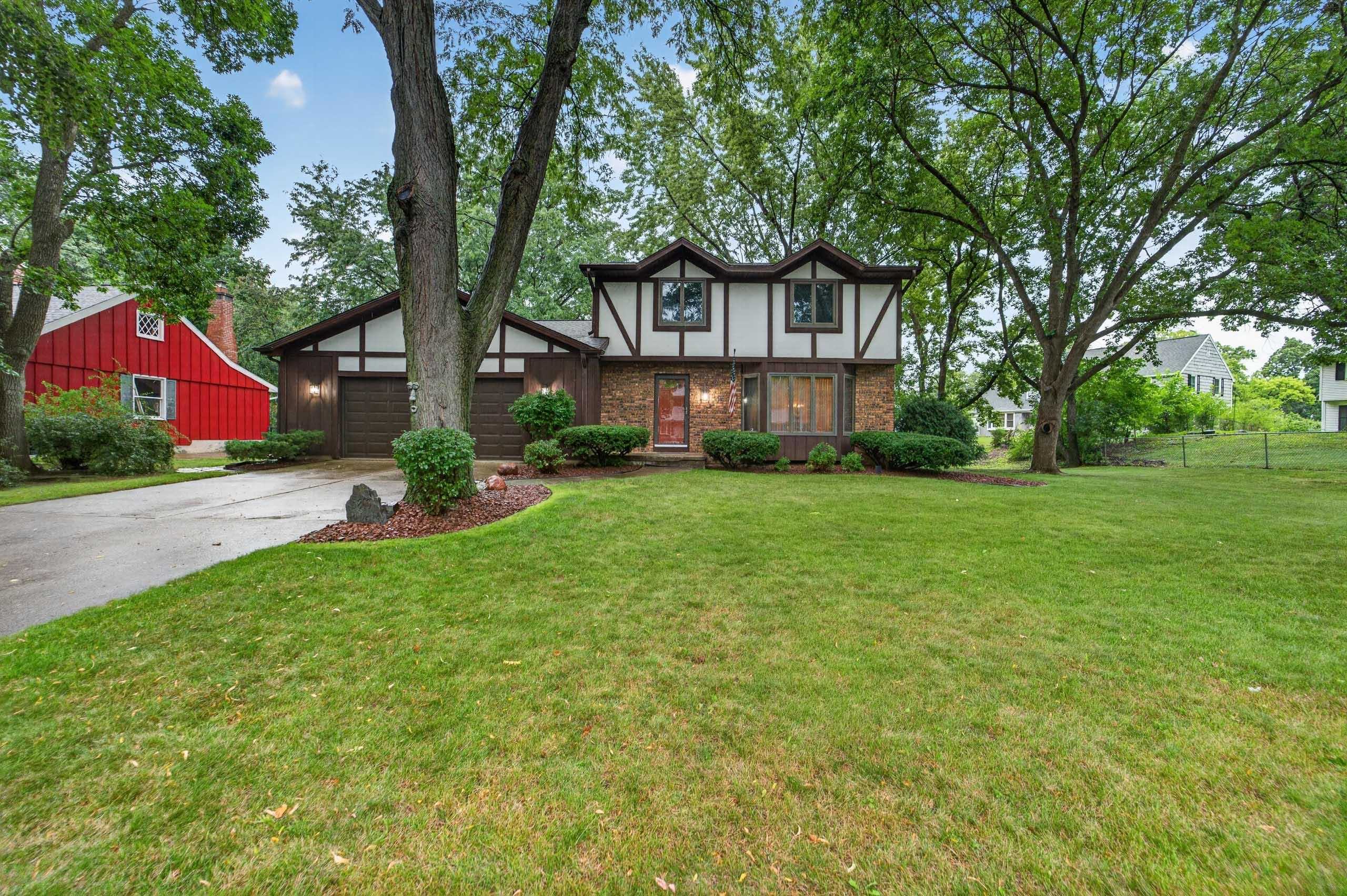 5800 Tall Oaks Road