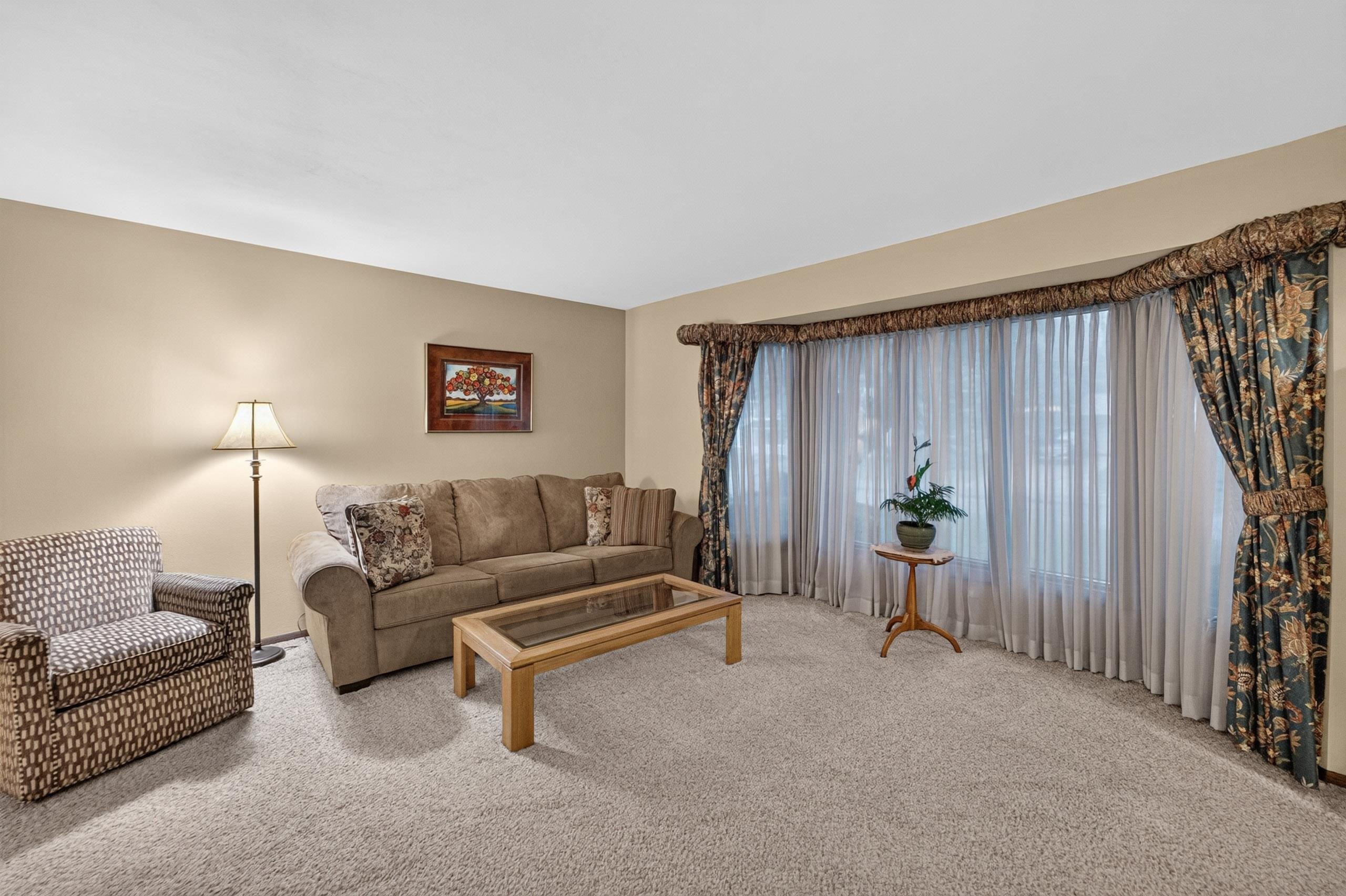 5800 Tall Oaks Road