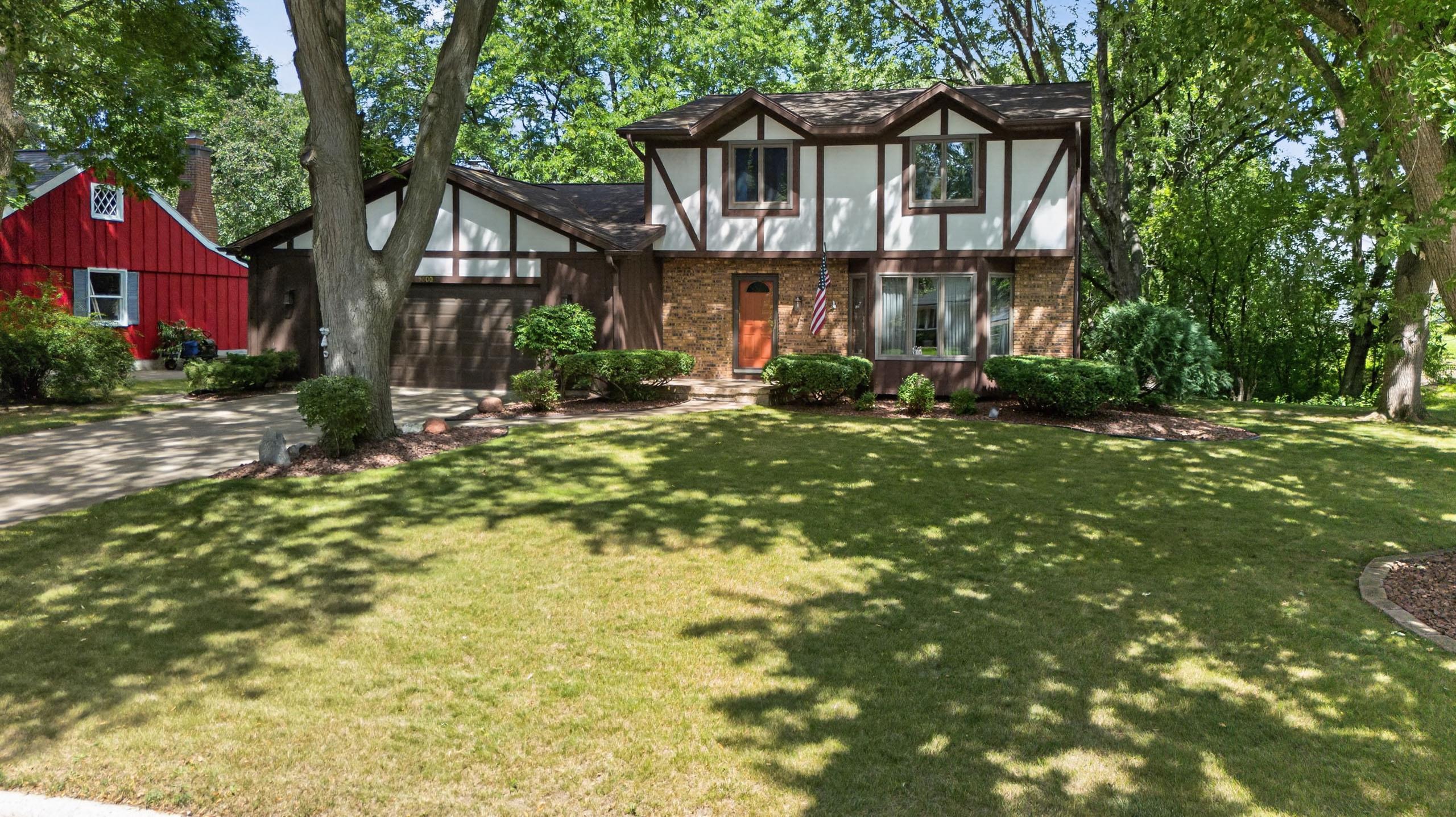 5800 Tall Oaks Road