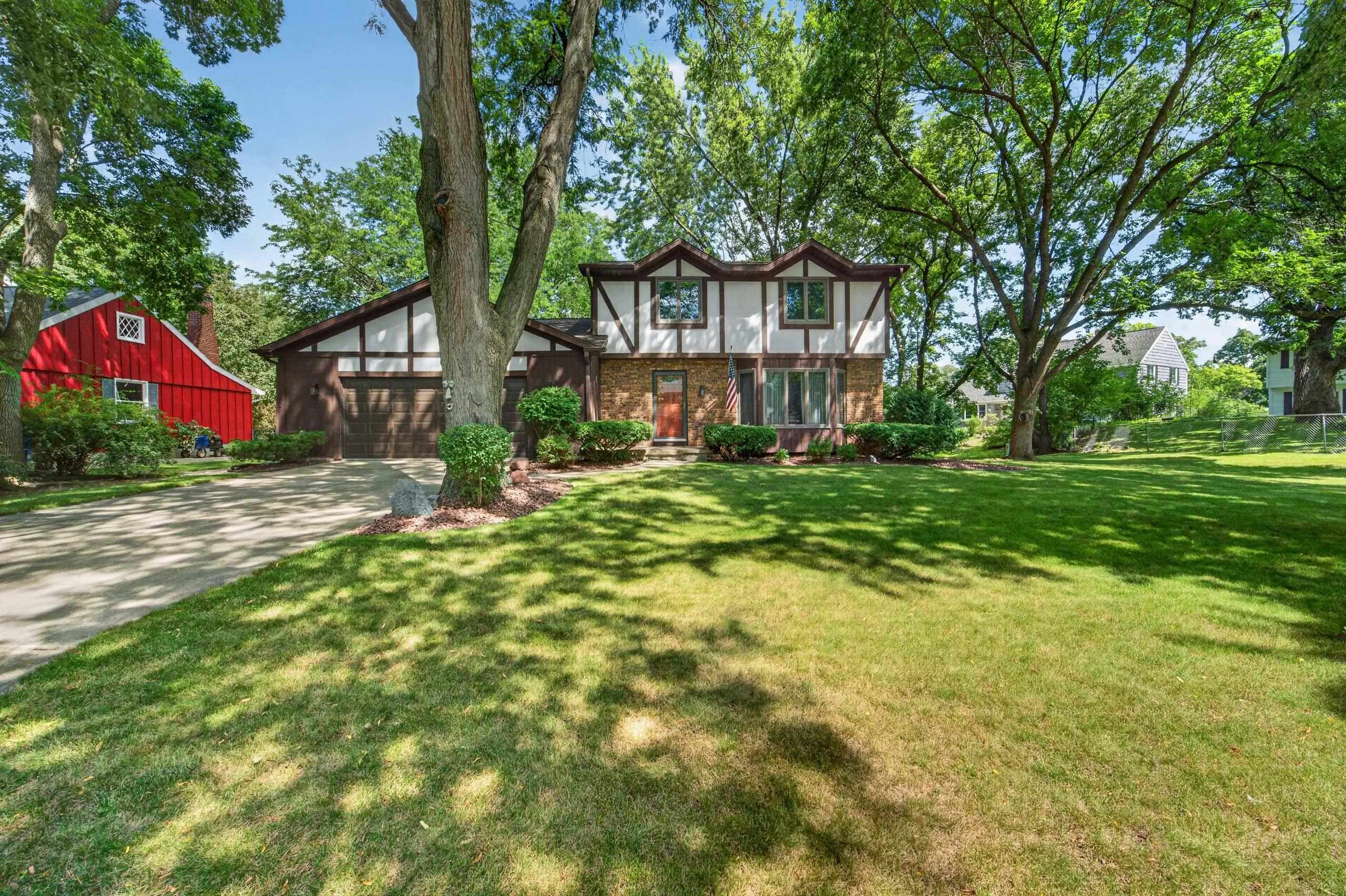 5800 Tall Oaks Road