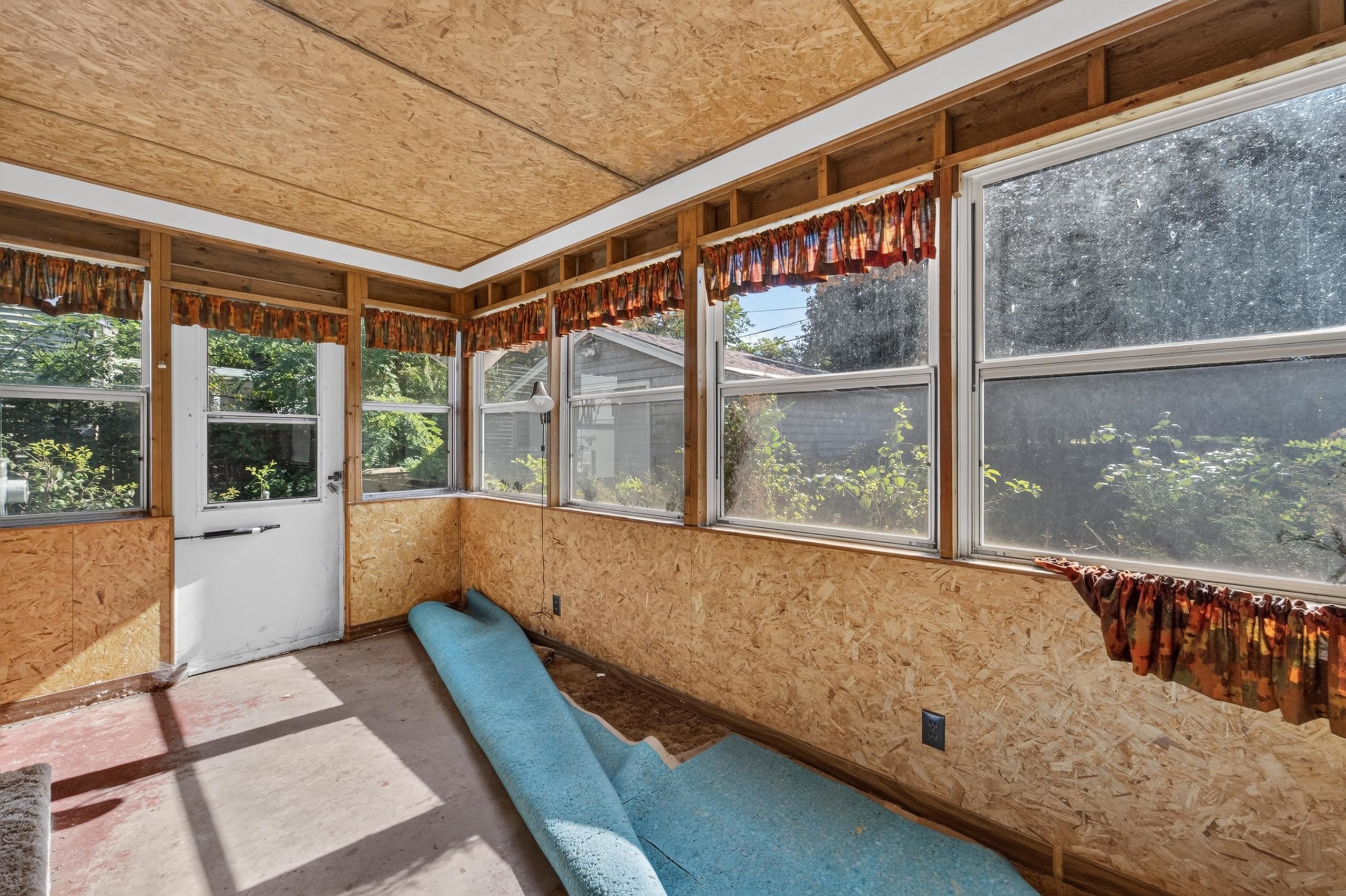 4207 Doncaster Drive