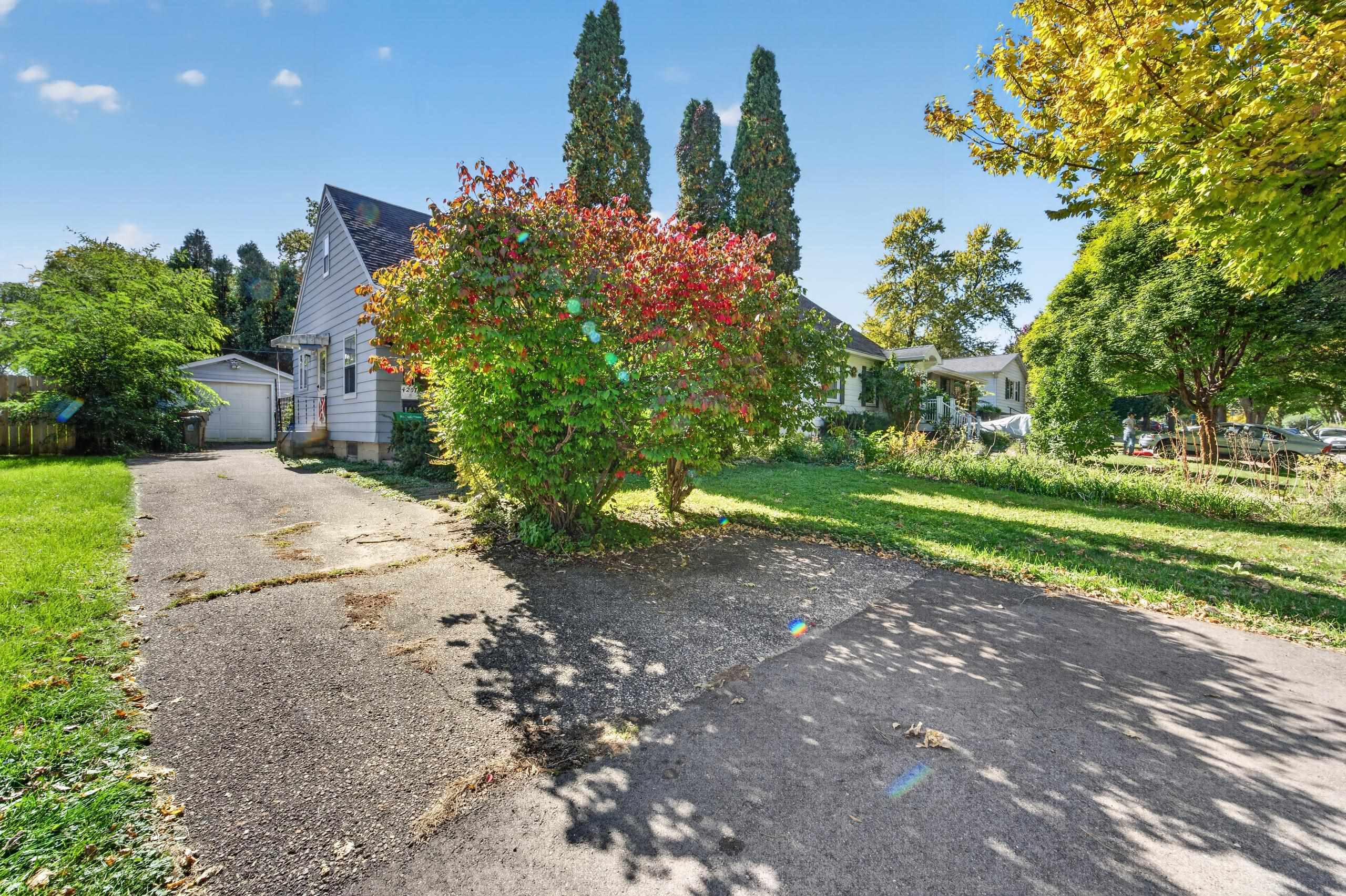 4207 Doncaster Drive