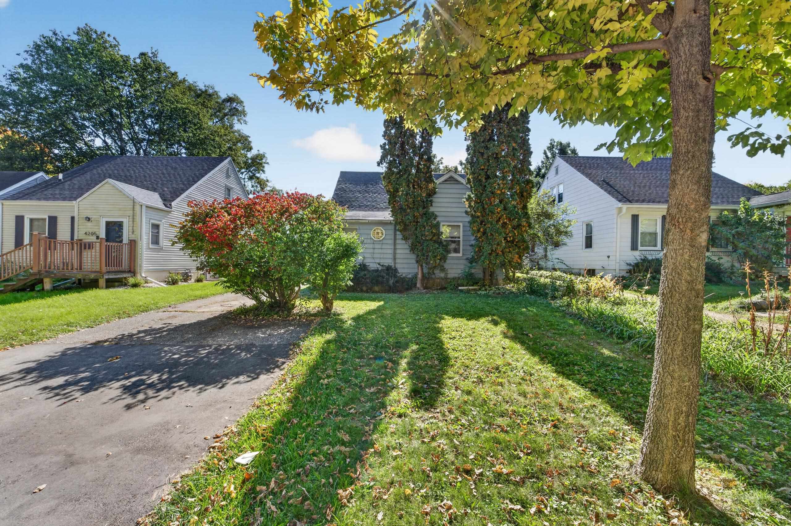 4207 Doncaster Drive