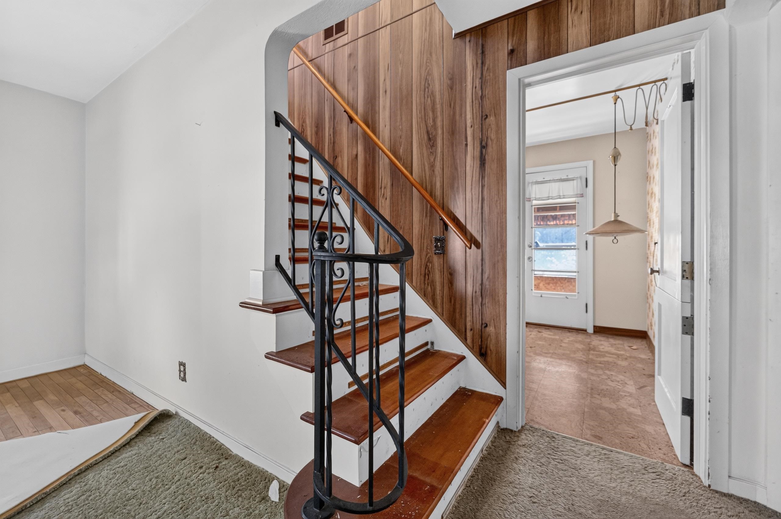 4207 Doncaster Drive