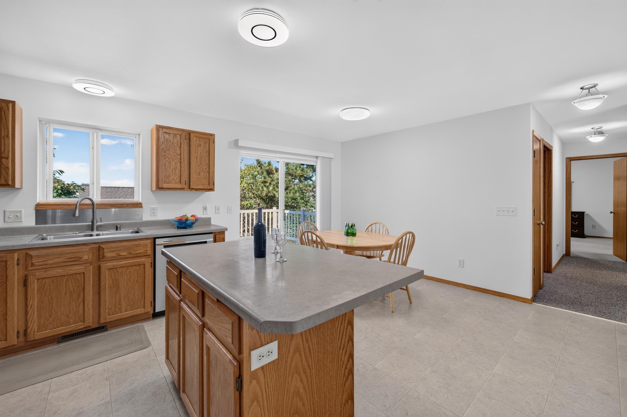7880 Wood Reed Drive