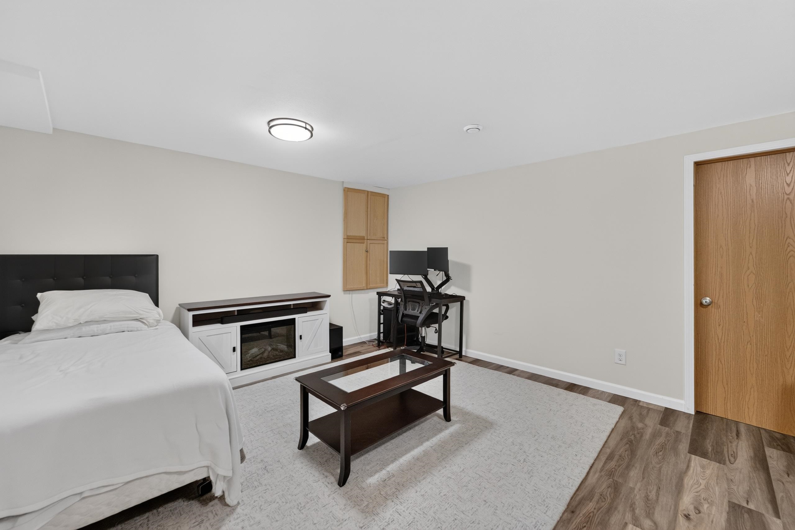 3713 Frosted Leaf Drive