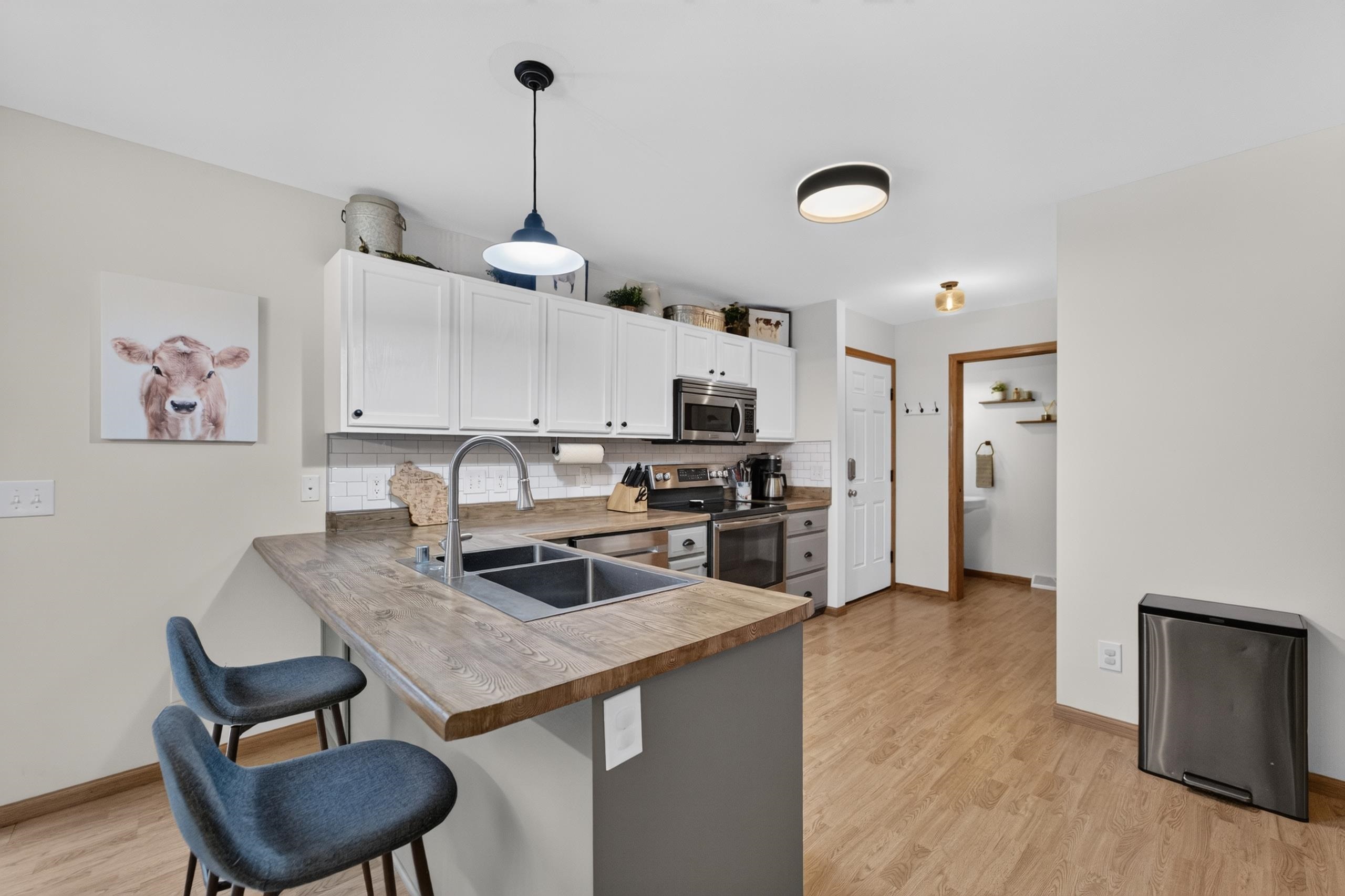 3713 Frosted Leaf Drive