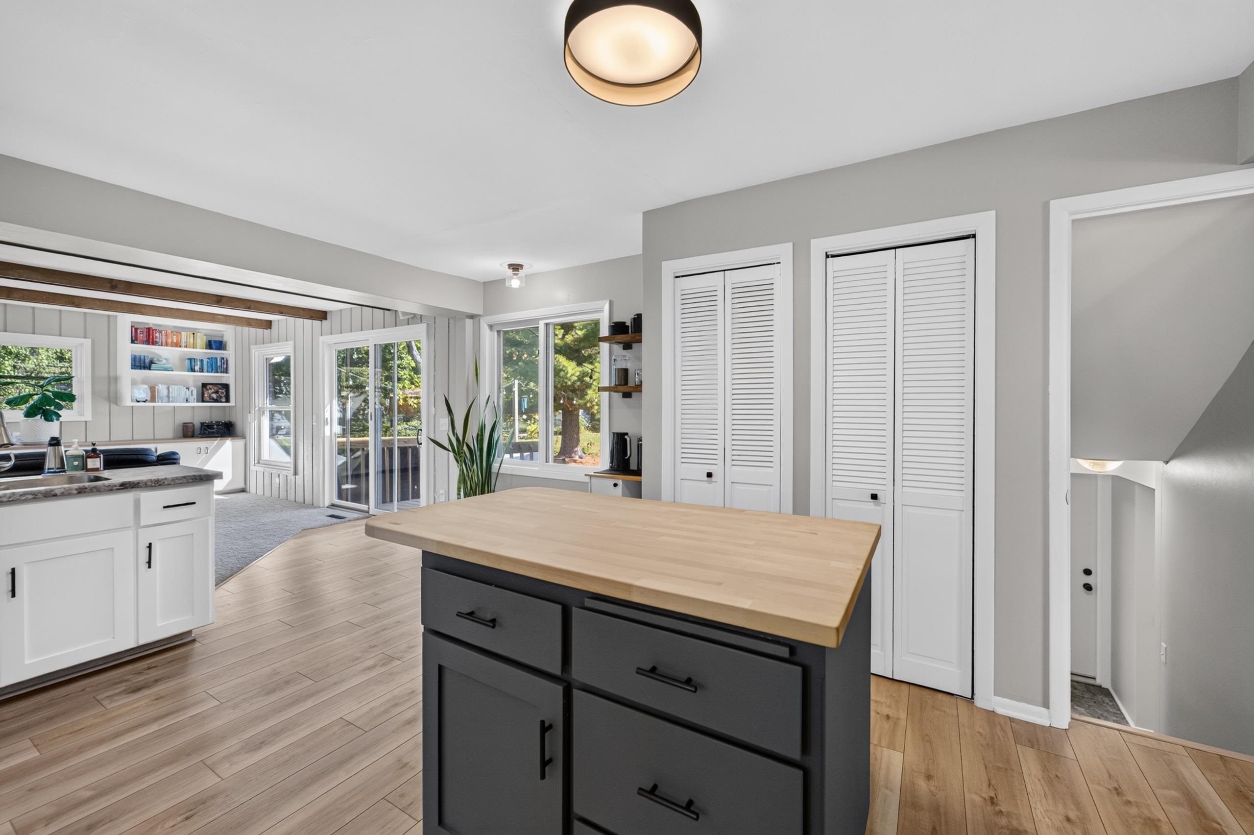 5814 Crabapple Lane