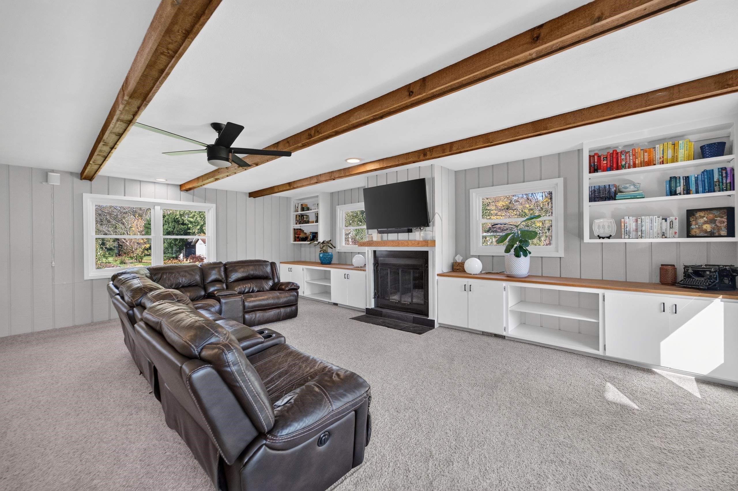 5814 Crabapple Lane