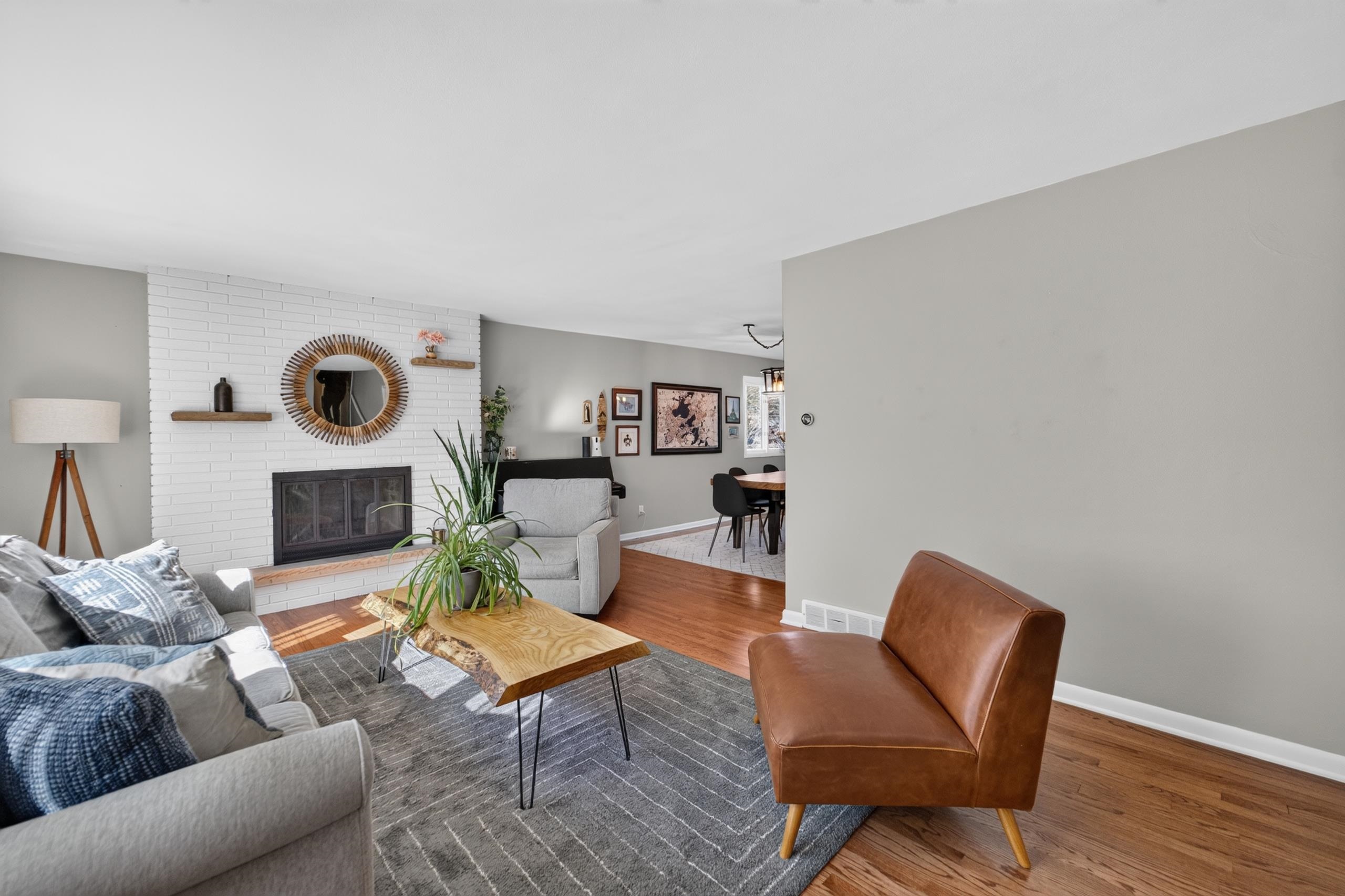 5814 Crabapple Lane