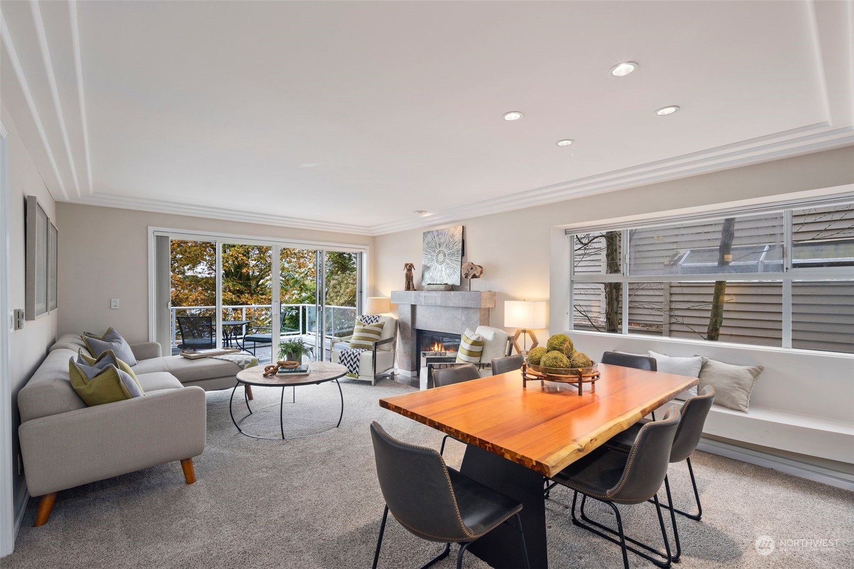 2120 8th Avenue N Unit: 203