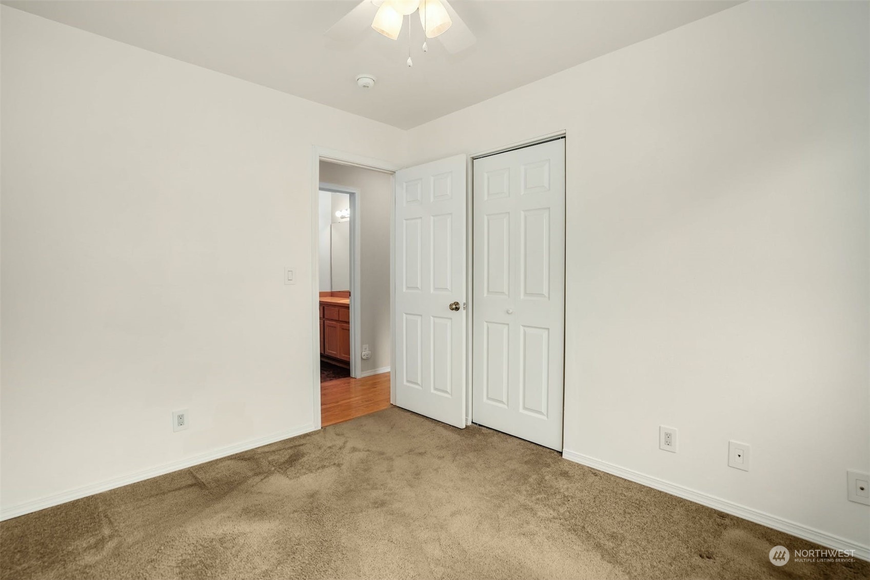 5713 129th Street NE