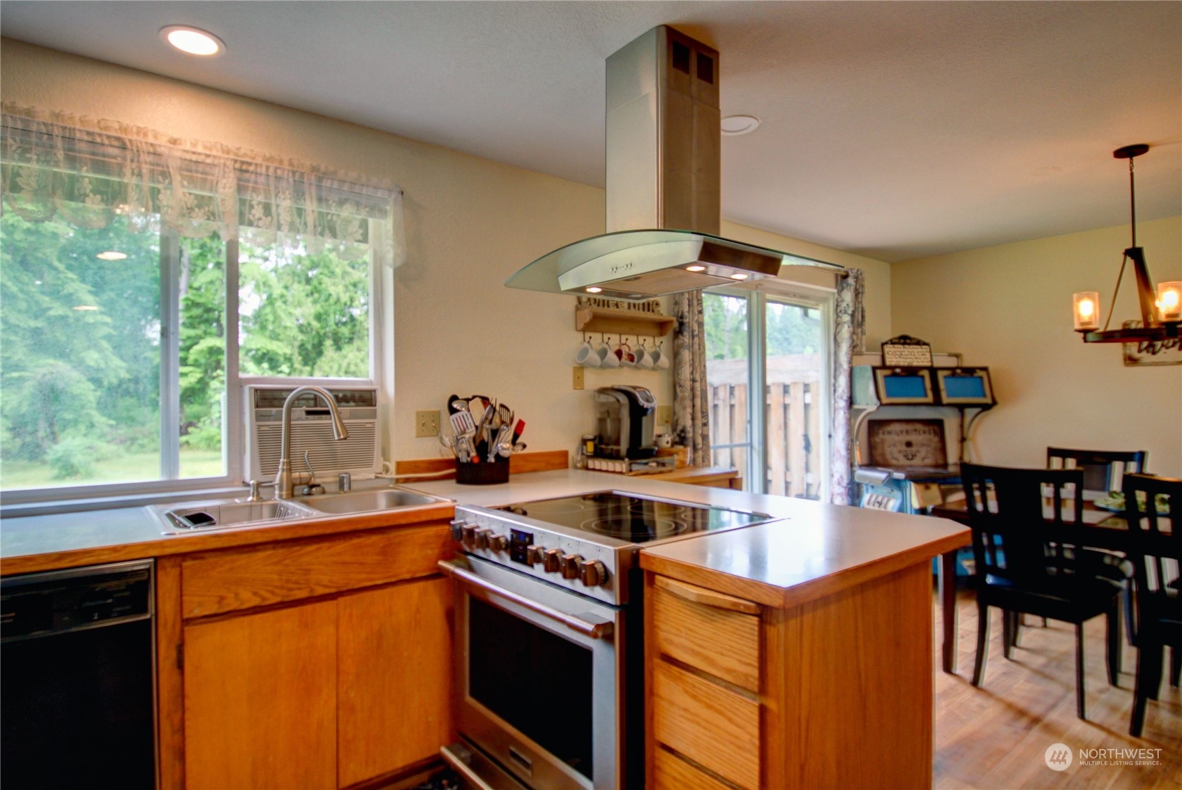 22616 120th Avenue NE Unit: A & B