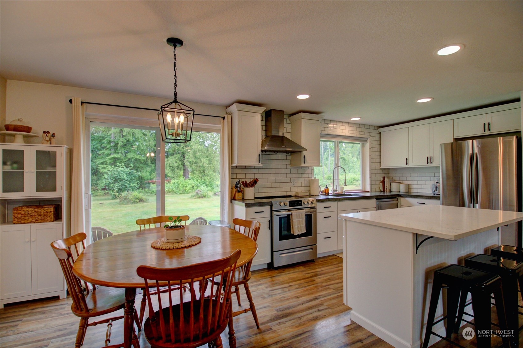 22616 120th Avenue NE Unit: A & B
