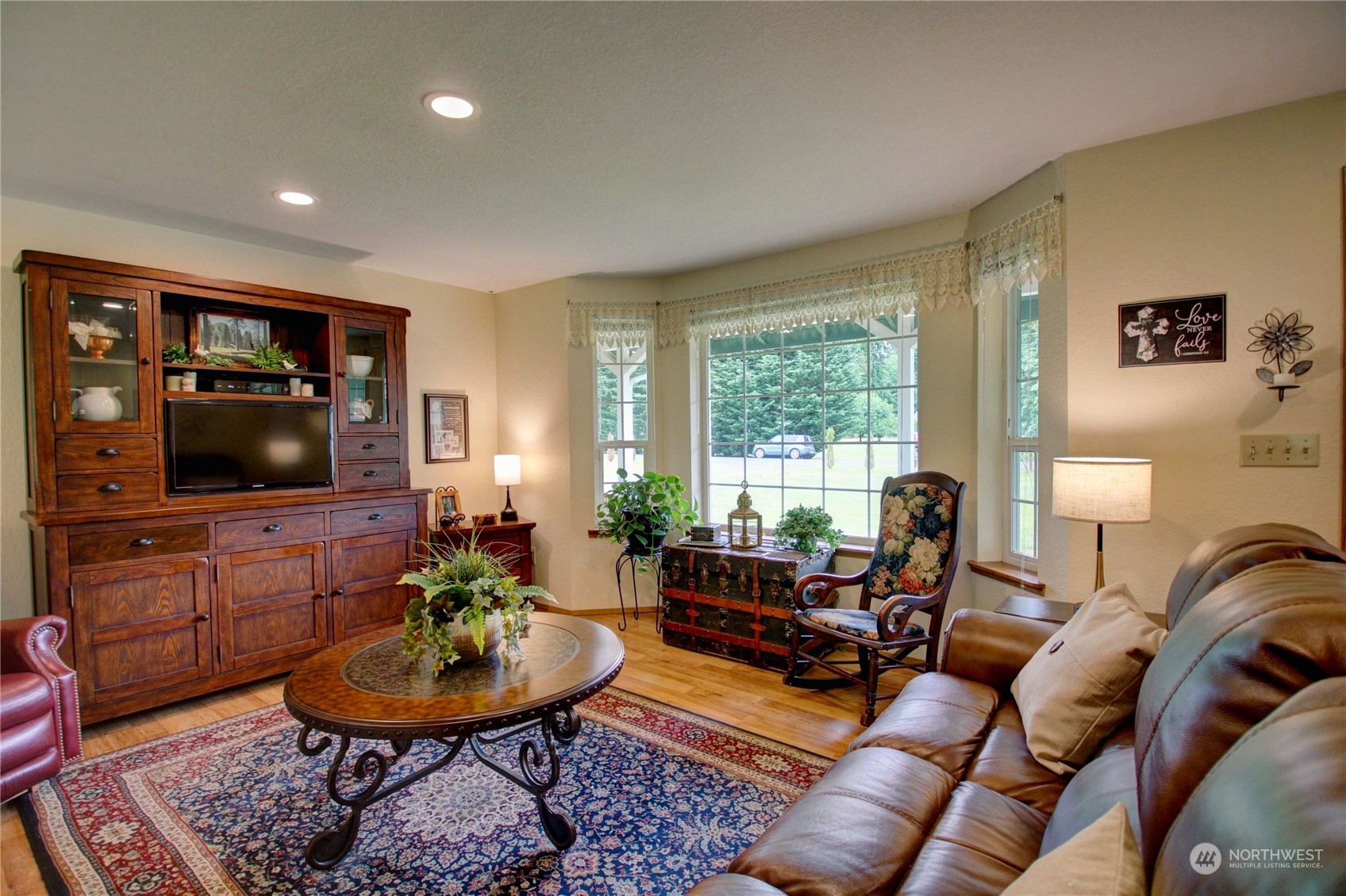 22616 120th Avenue NE Unit: A & B