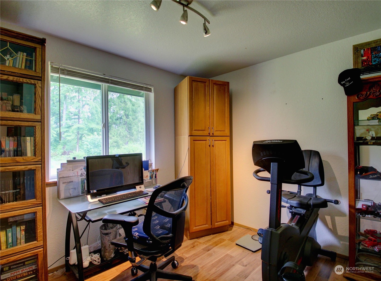 22616 120th Avenue NE Unit: A & B