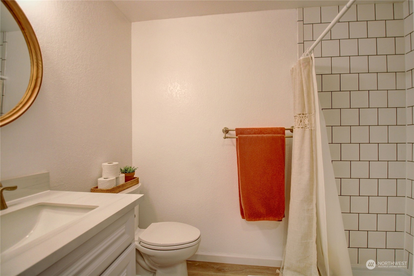 22616 120th Avenue NE Unit: A & B