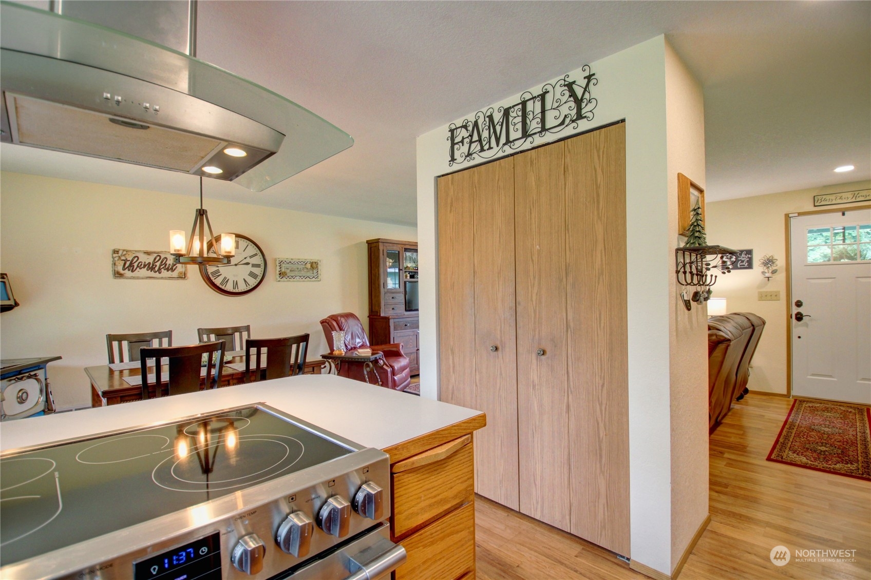 22616 120th Avenue NE Unit: A & B
