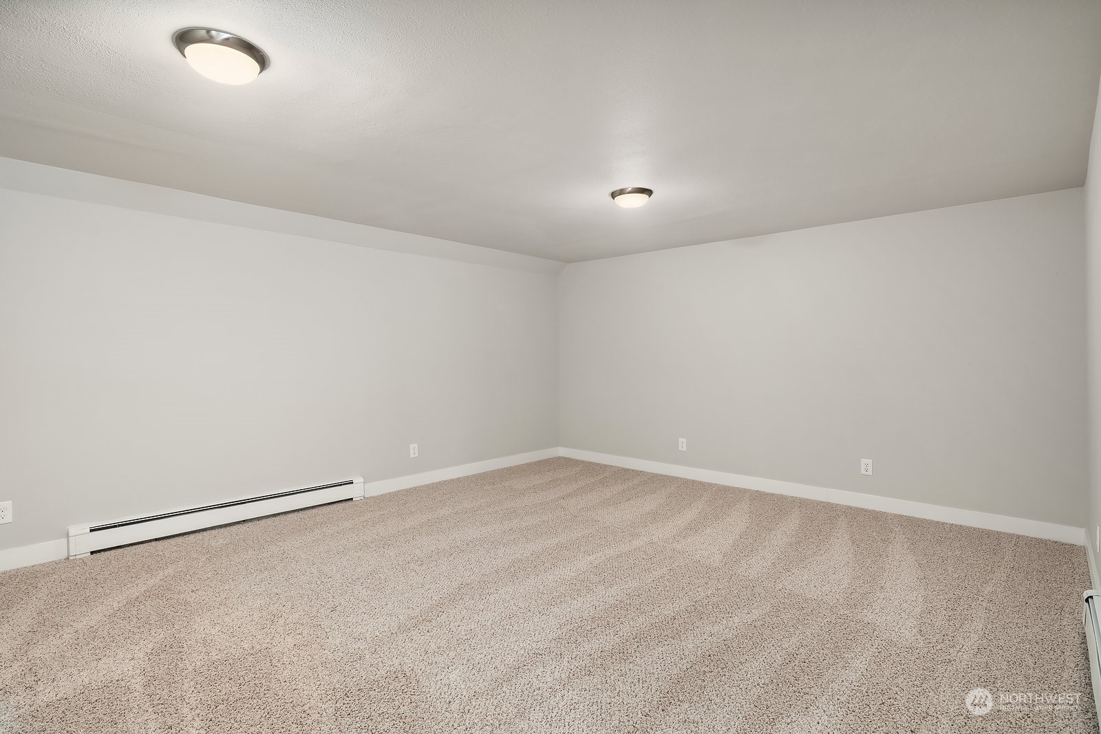 6523 SE 4th Place