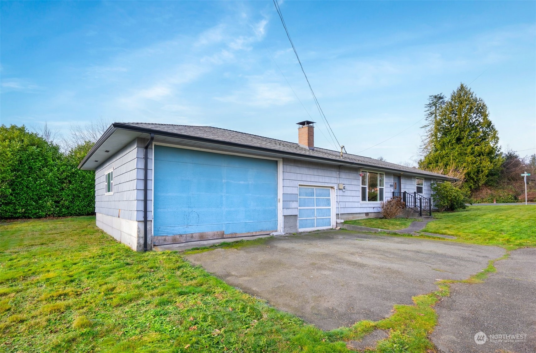 1006 Pine Avenue