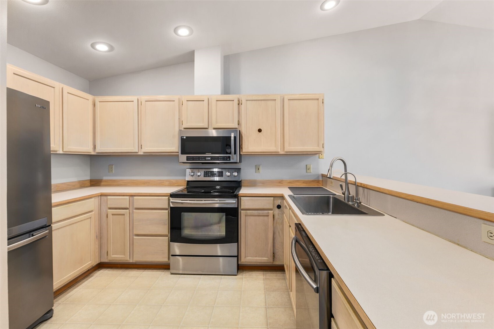 11325 19th Avenue SE Unit: C309