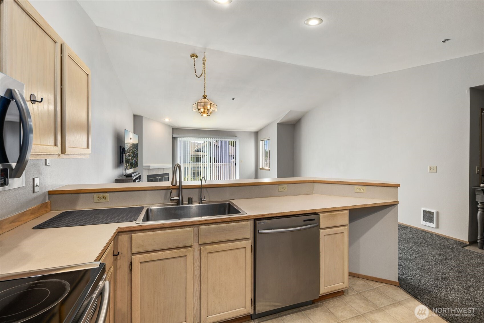 11325 19th Avenue SE Unit: C309