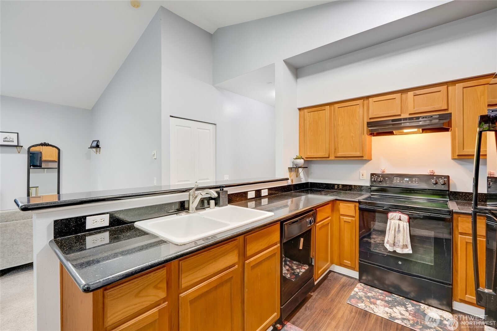 5809 Highway Place Unit: B304