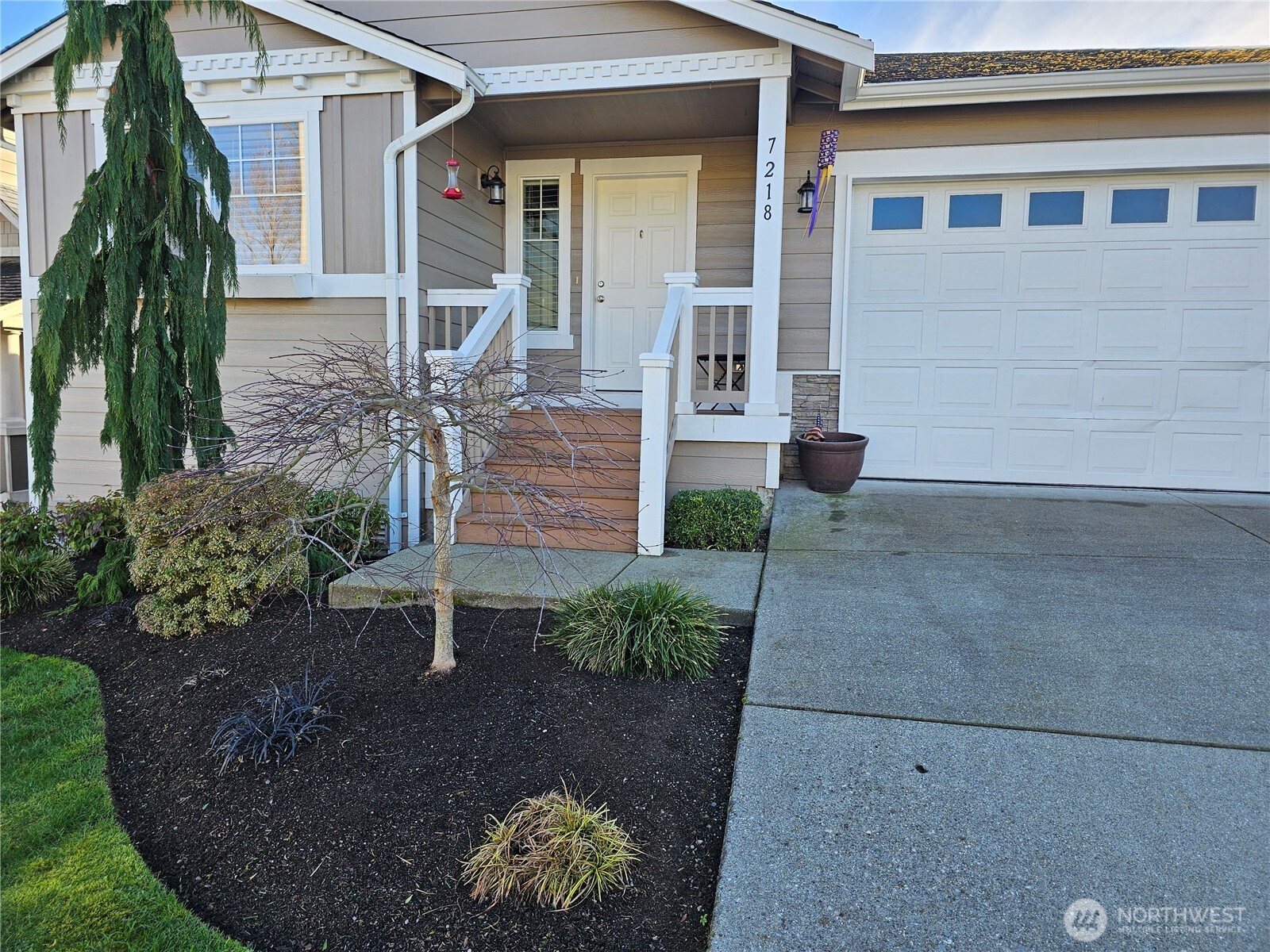 7218 39th Place NE